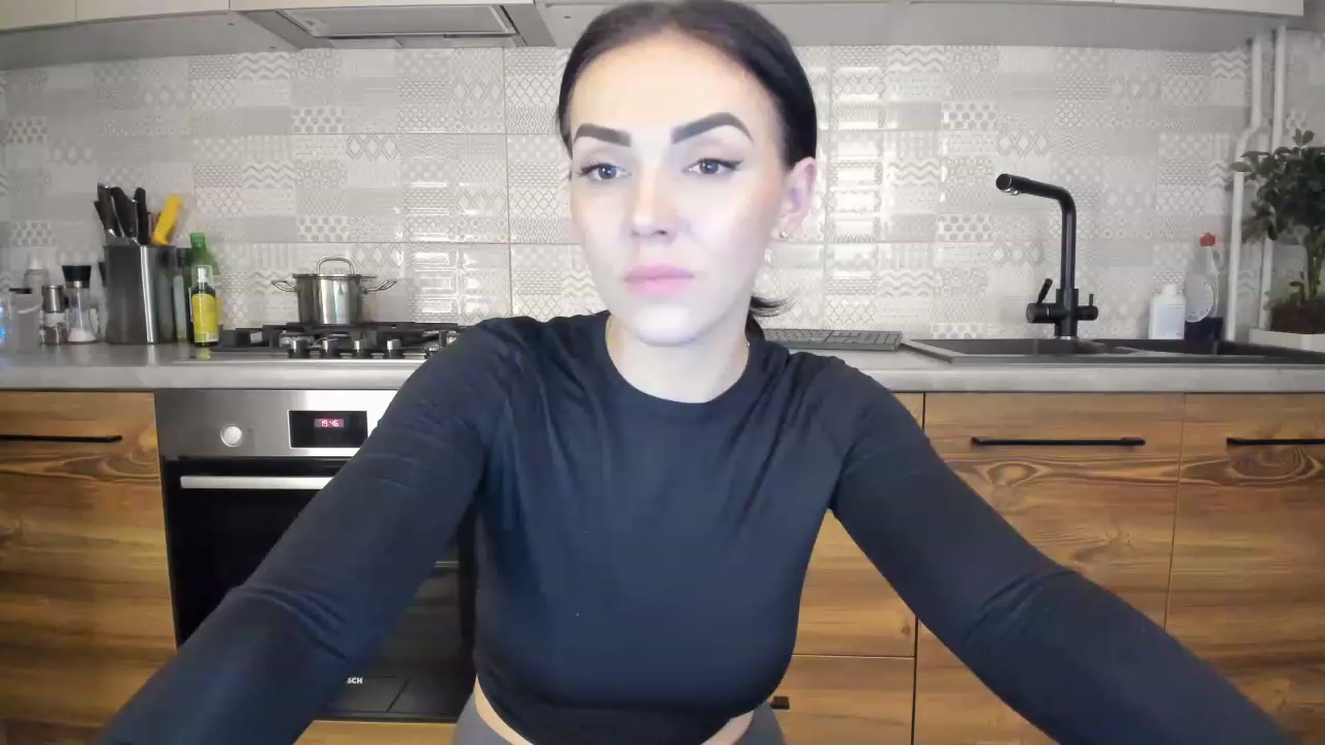 Gallery image thumbnail from MissNelly_'s myfreecams stream on, 03/15/2023, 18:01 image 5 of 20