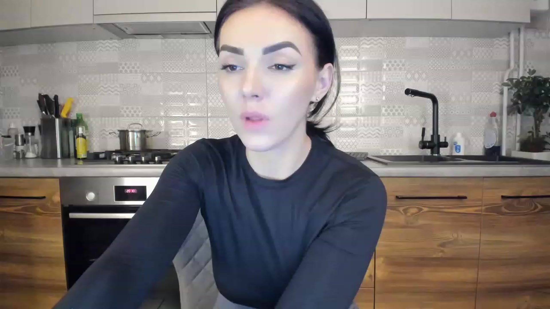 Gallery image thumbnail from MissNelly_'s myfreecams stream on, 03/15/2023, 18:35 image 17 of 20
