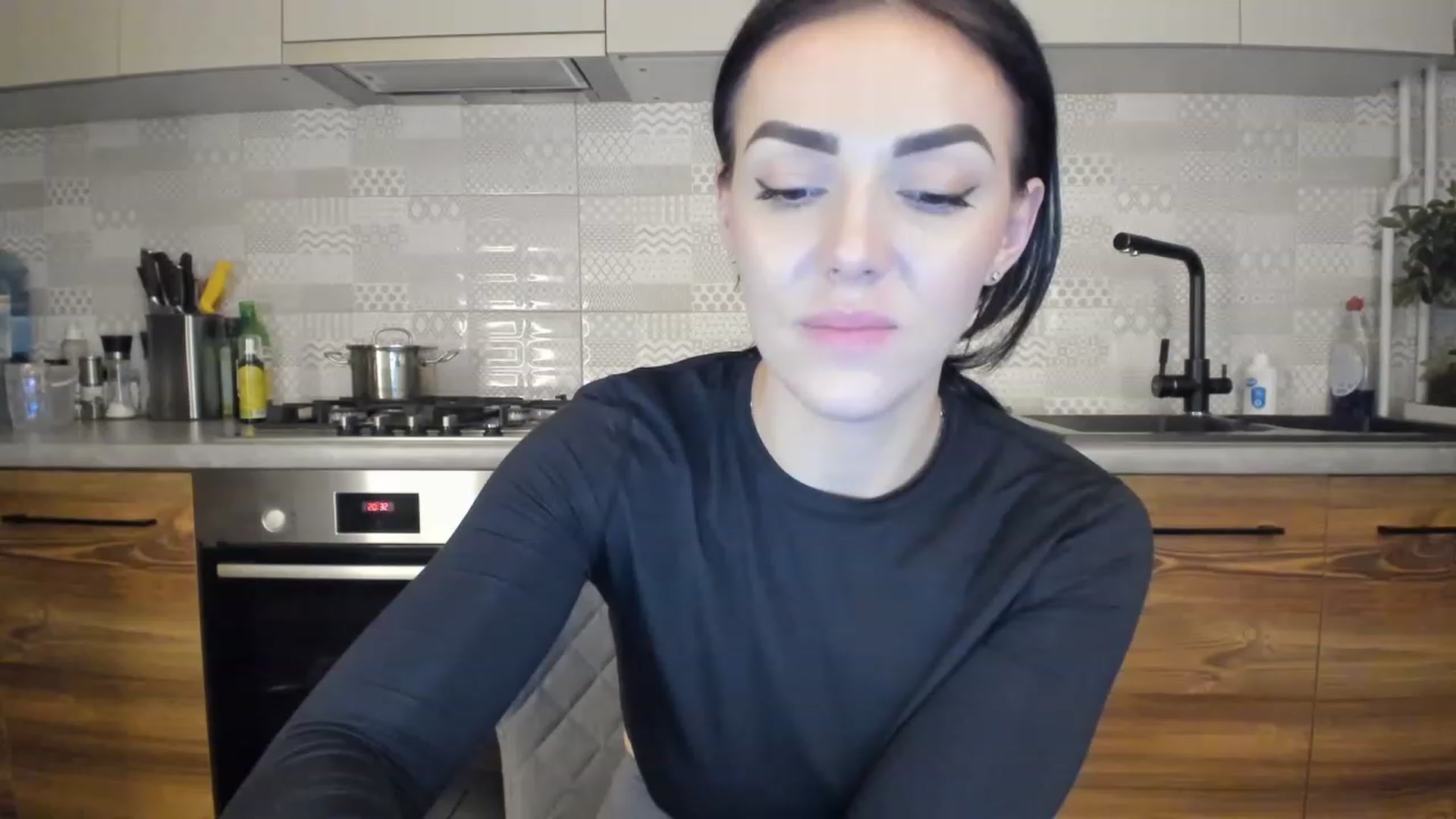 Gallery image thumbnail from MissNelly_'s myfreecams stream on, 03/15/2023, 18:35 image 20 of 20