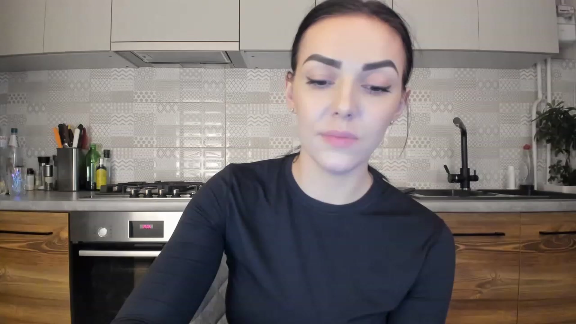 Gallery image thumbnail from MissNelly_'s myfreecams stream on, 03/21/2023, 19:04 image 1 of 20