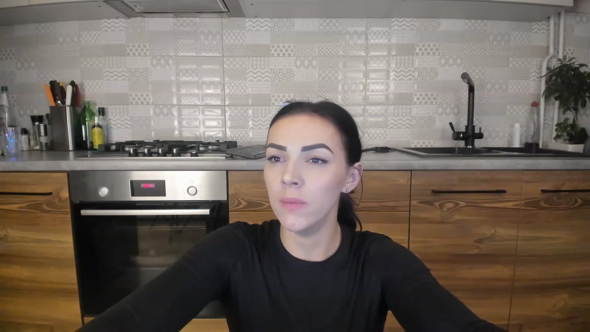 Gallery image thumbnail from MissNelly_'s myfreecams stream on, 03/21/2023, 19:04 image 19 of 20