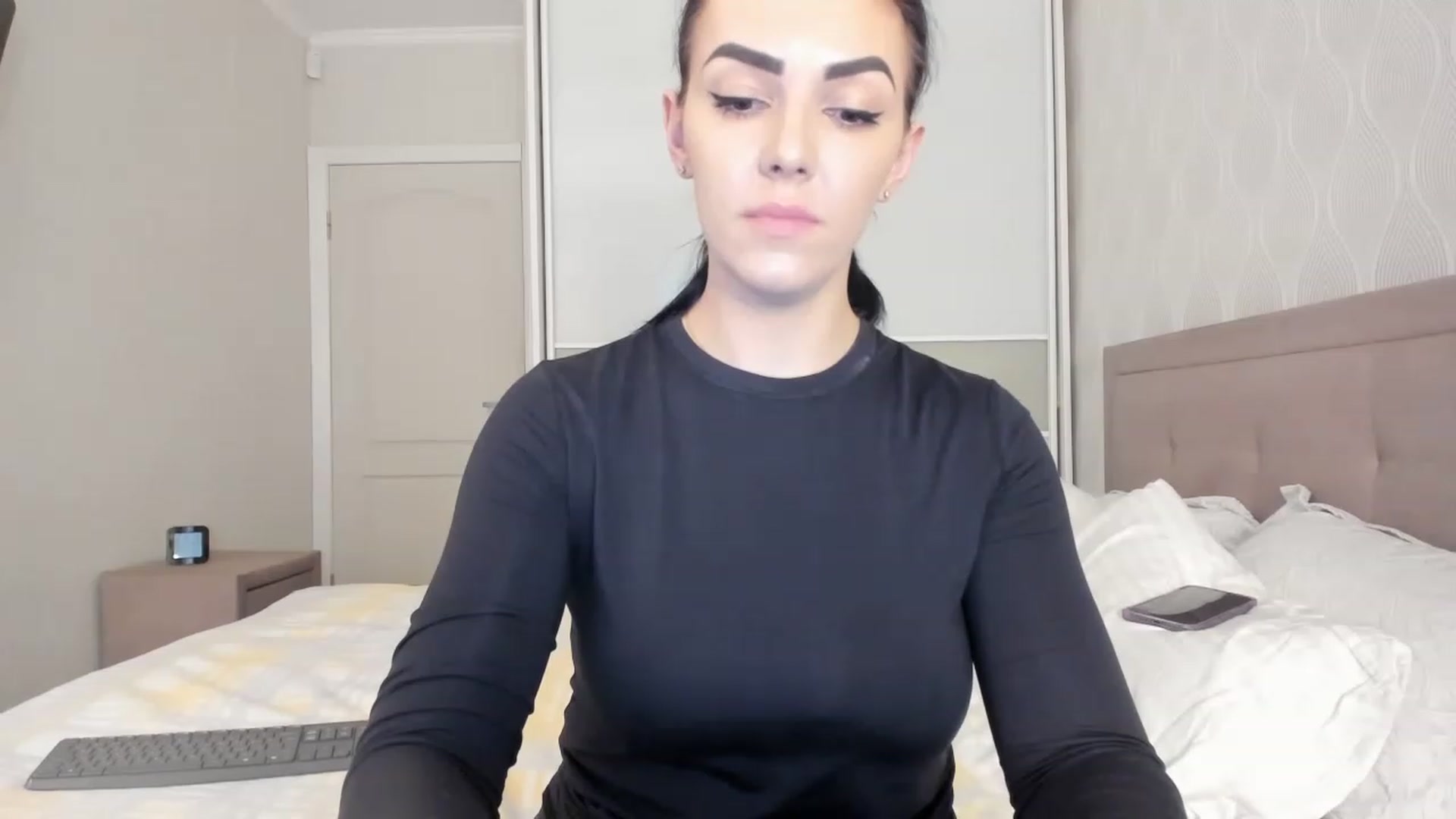 Gallery image thumbnail from MissNelly_'s myfreecams stream on, 03/26/2023, 13:13 image 17 of 20