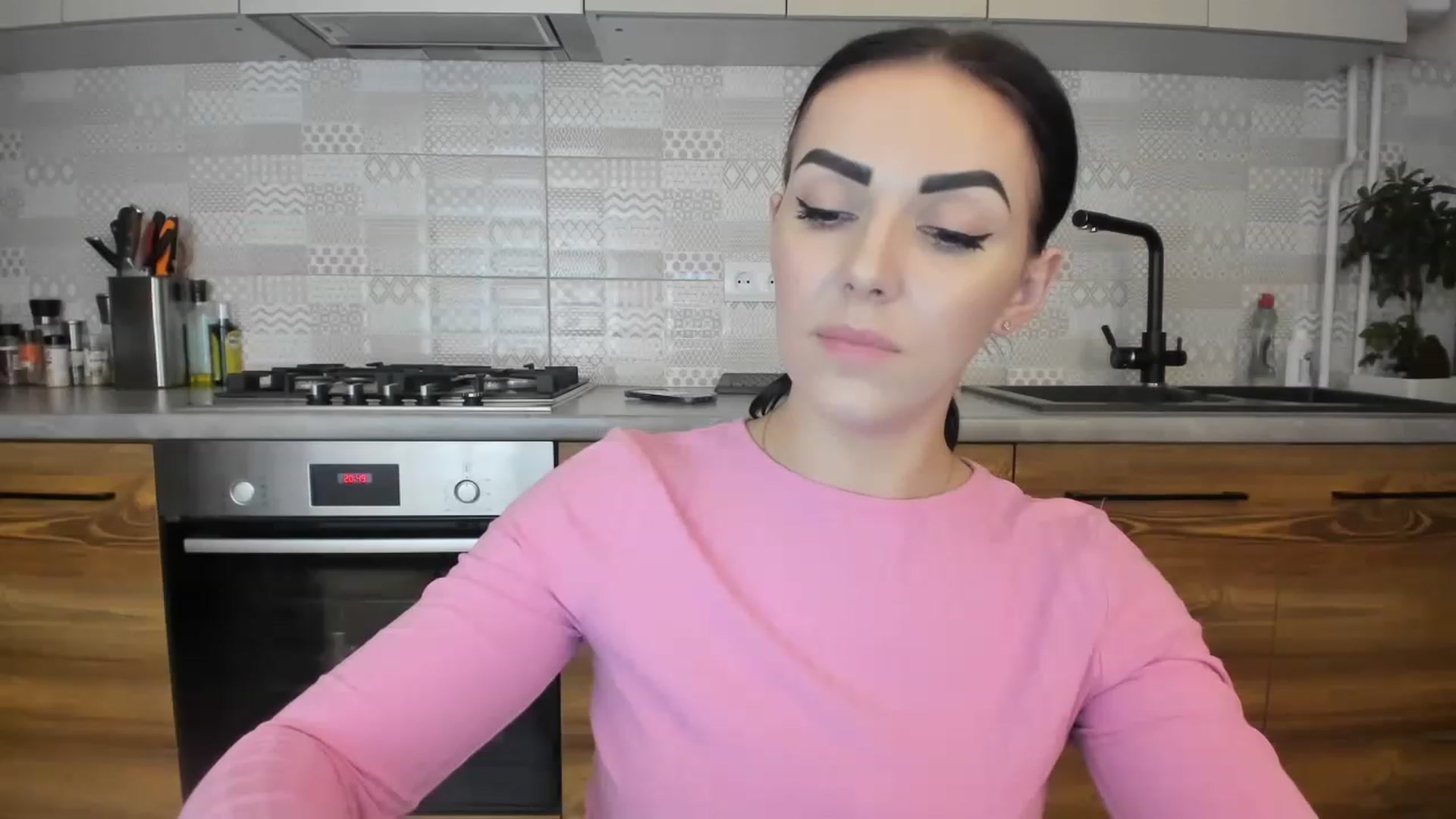Gallery image thumbnail from MissNelly_'s myfreecams stream on, 03/27/2023, 18:13 image 10 of 20