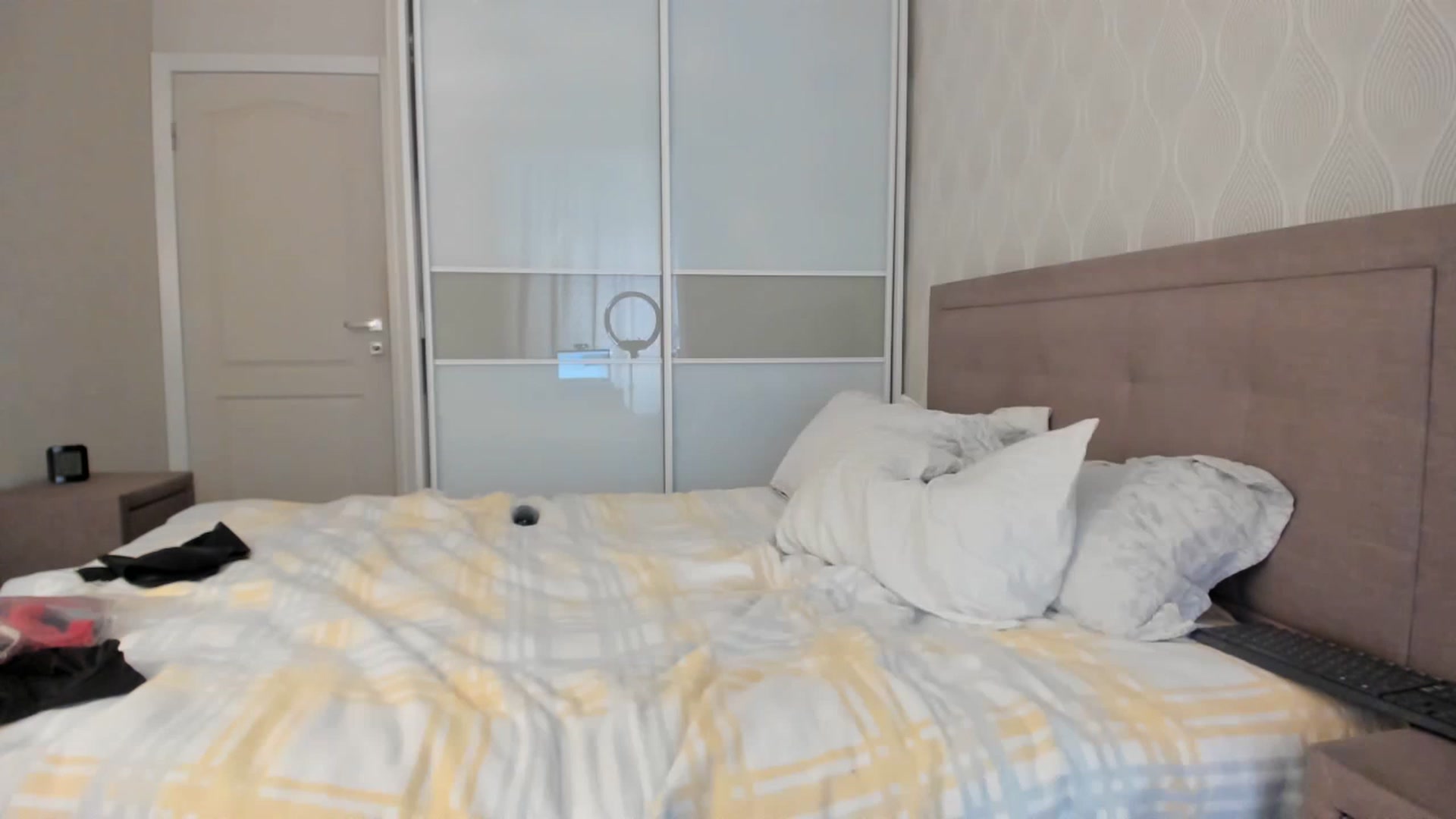 Gallery image thumbnail from MissNelly_'s myfreecams stream on, 03/28/2023, 18:40 image 20 of 20