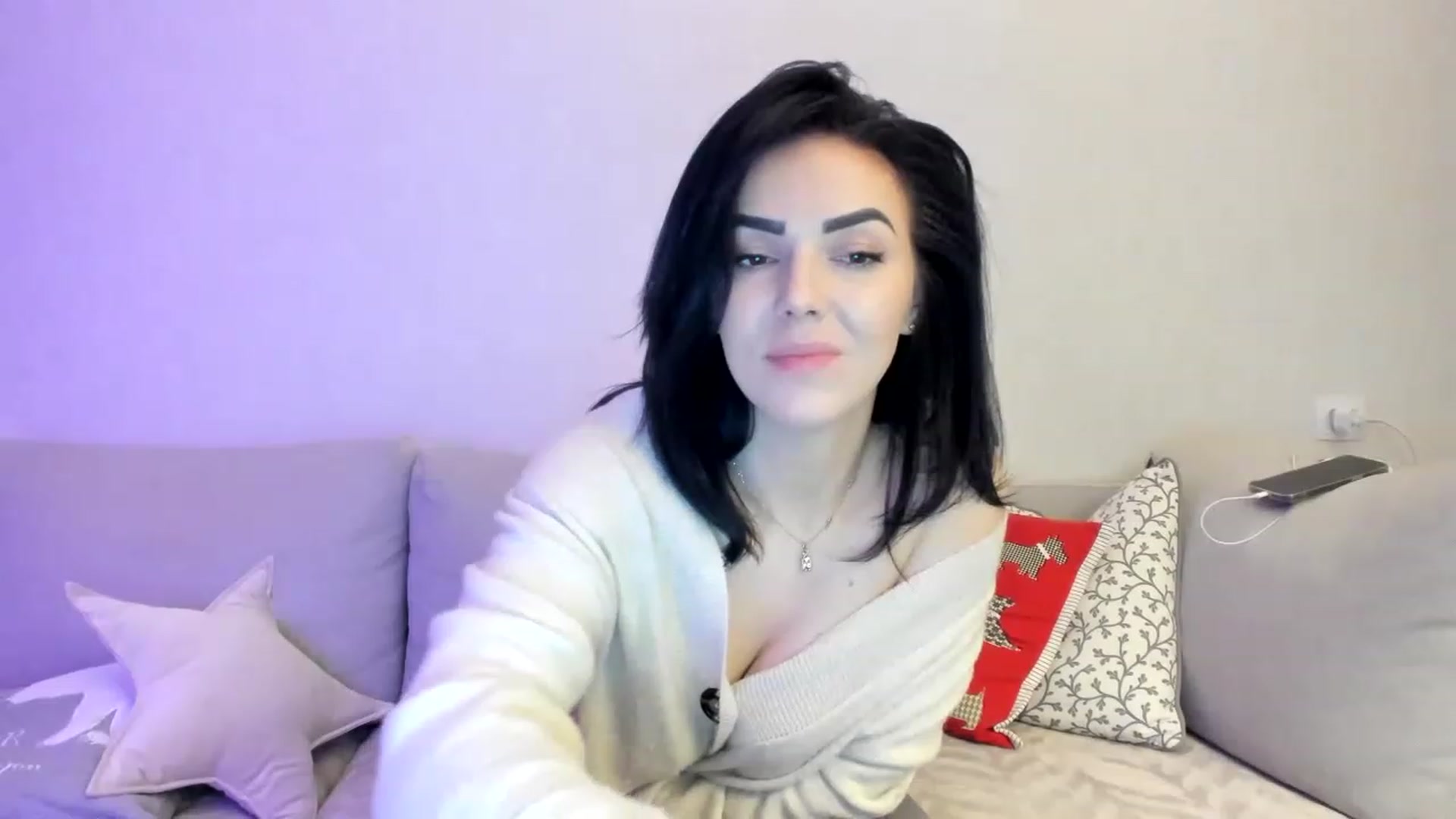 Gallery image thumbnail from MissNelly_'s myfreecams stream on, 05/03/2023, 19:26 image 4 of 20