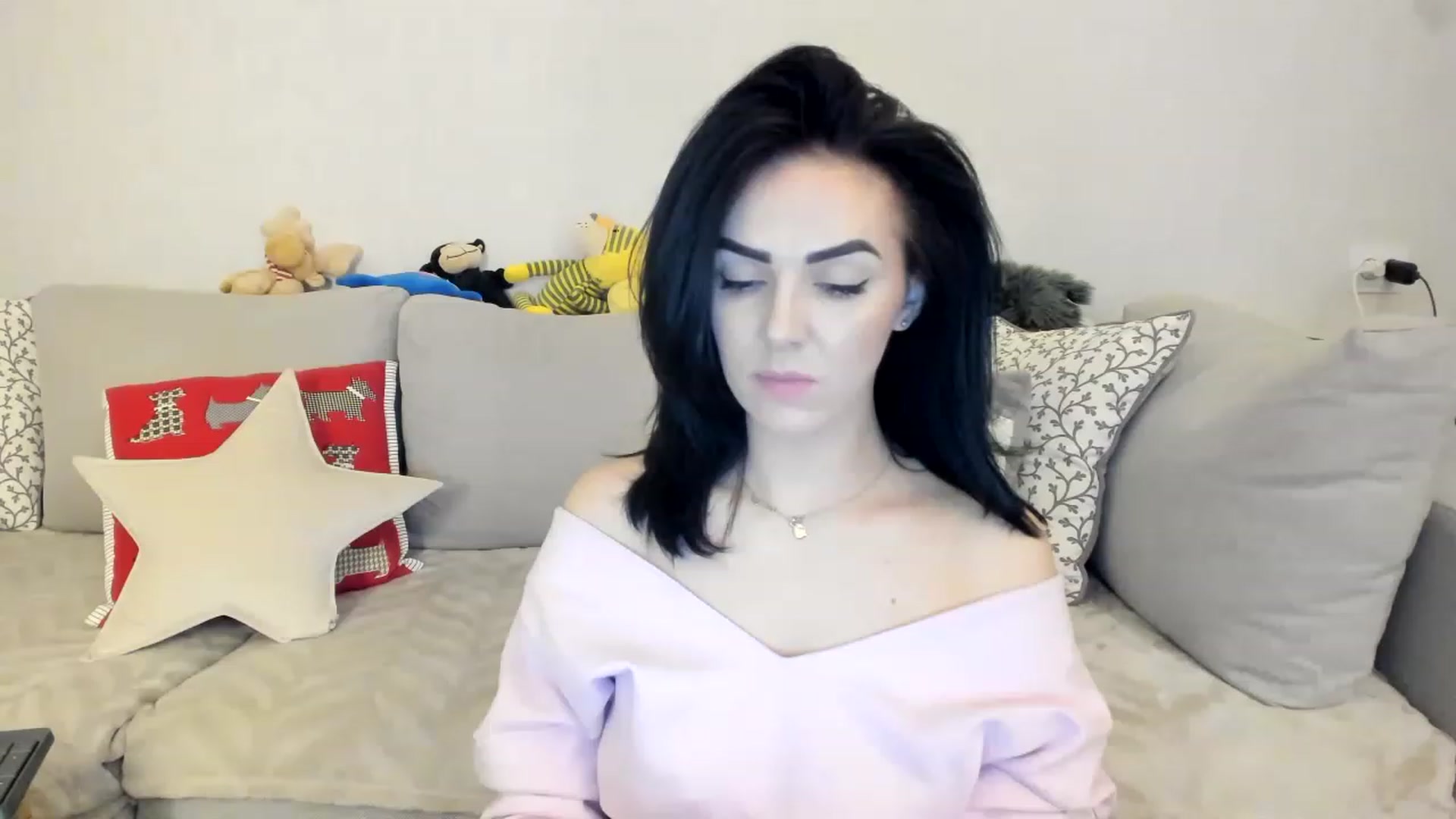 Gallery image thumbnail from MissNelly_'s myfreecams stream on, 05/15/2023, 21:13 image 16 of 20