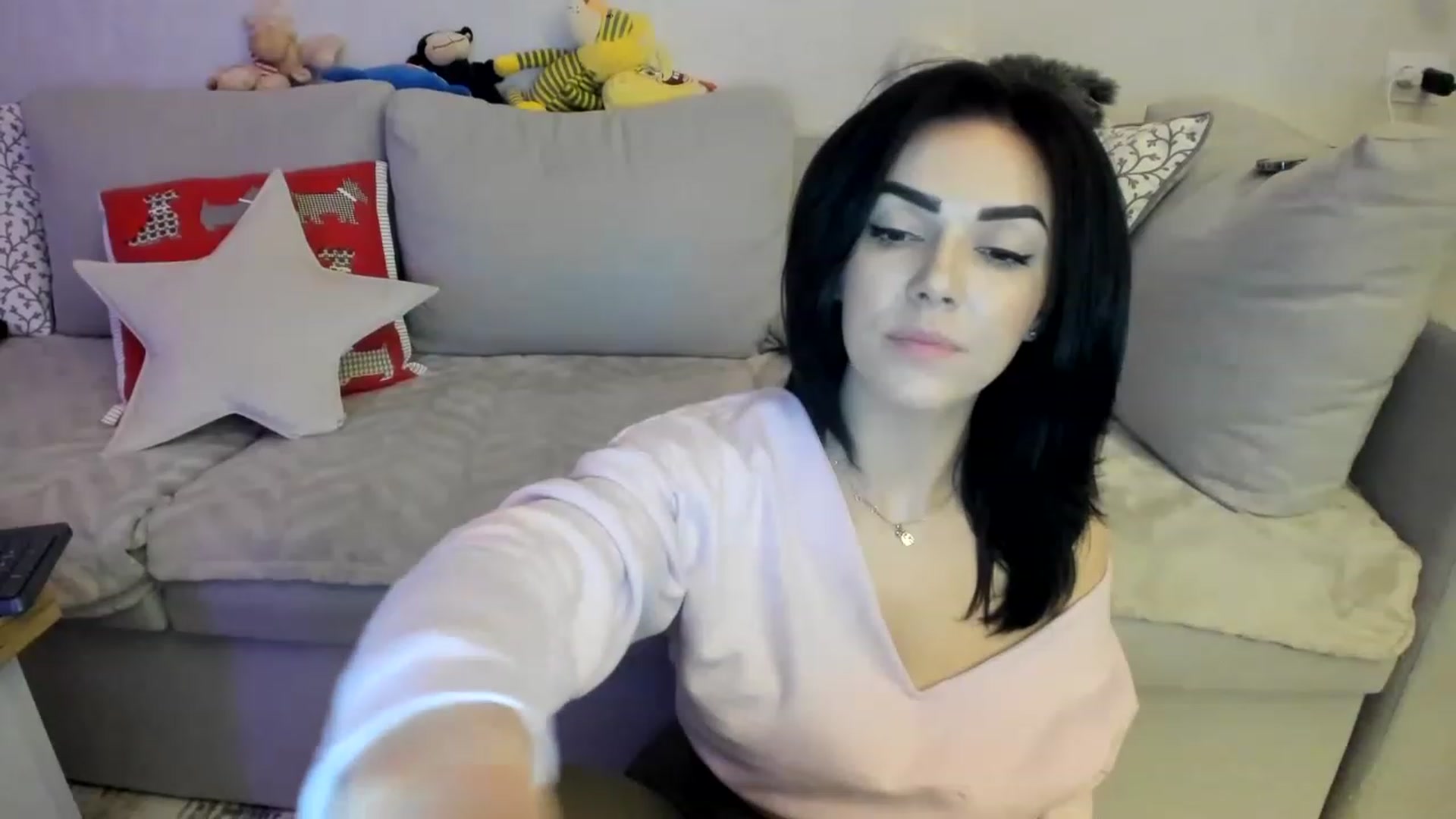 Gallery image thumbnail from MissNelly_'s myfreecams stream on, 05/15/2023, 21:13 image 15 of 20