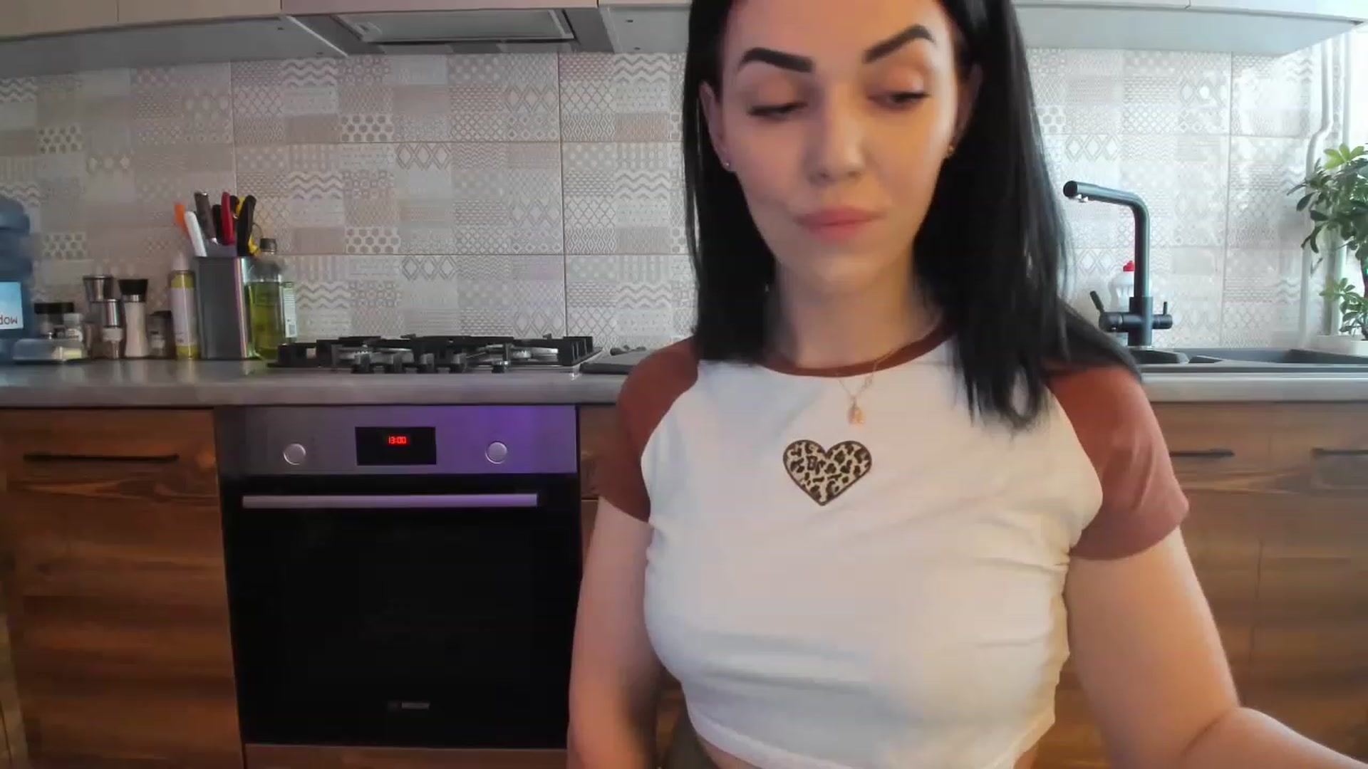 Gallery image thumbnail from MissNelly_'s myfreecams stream on, 06/05/2023, 11:25 image 5 of 20