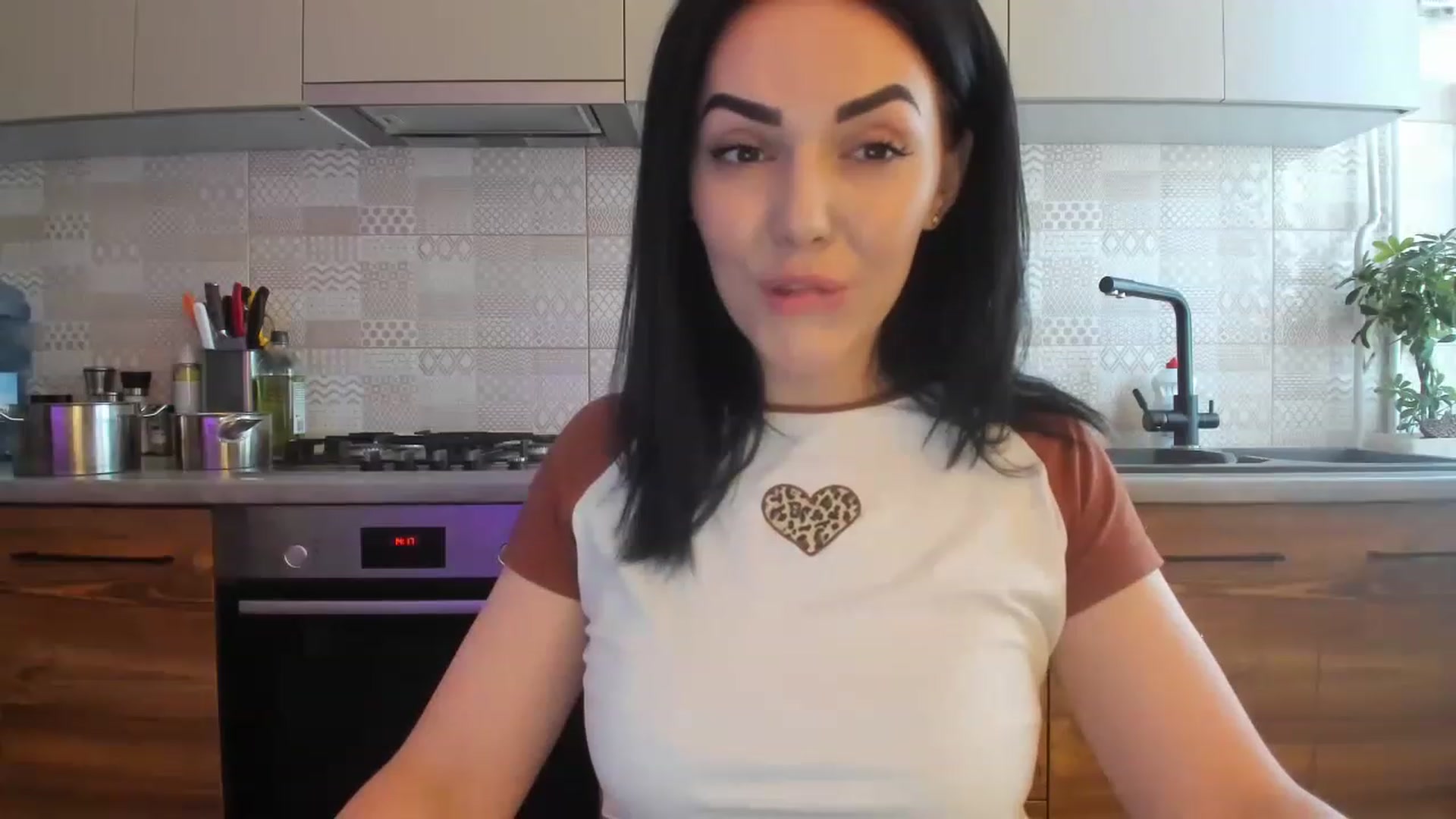 Gallery image thumbnail from MissNelly_'s myfreecams stream on, 06/05/2023, 11:25 image 20 of 20
