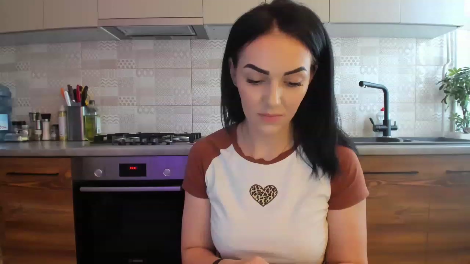 Gallery image thumbnail from MissNelly_'s myfreecams stream on, 06/05/2023, 11:25 image 11 of 20