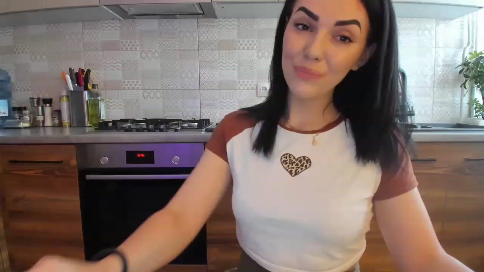 Gallery image thumbnail from MissNelly_'s myfreecams stream on, 06/05/2023, 11:25 image 2 of 20