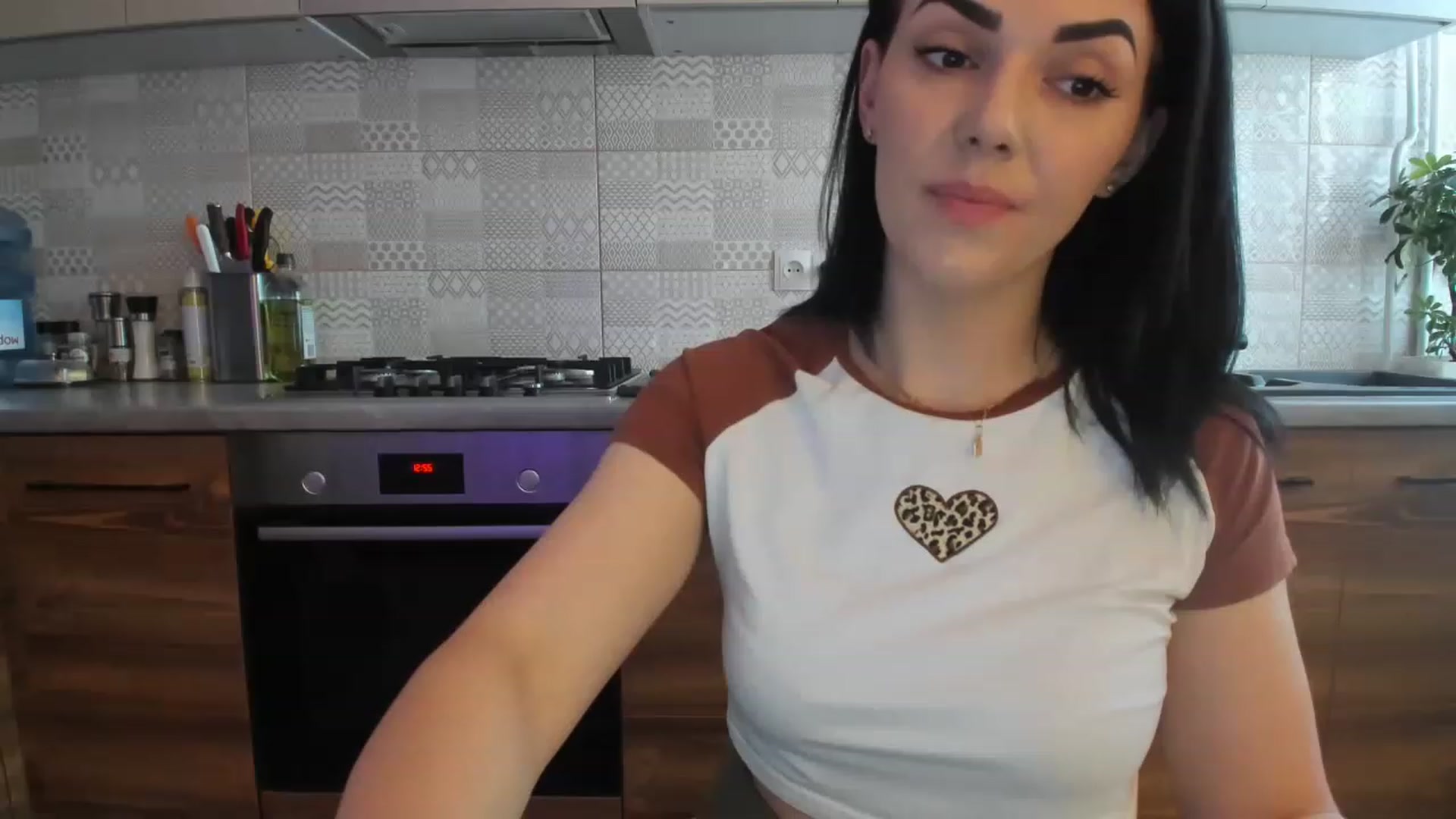 Gallery image thumbnail from MissNelly_'s myfreecams stream on, 06/05/2023, 11:25 image 4 of 20
