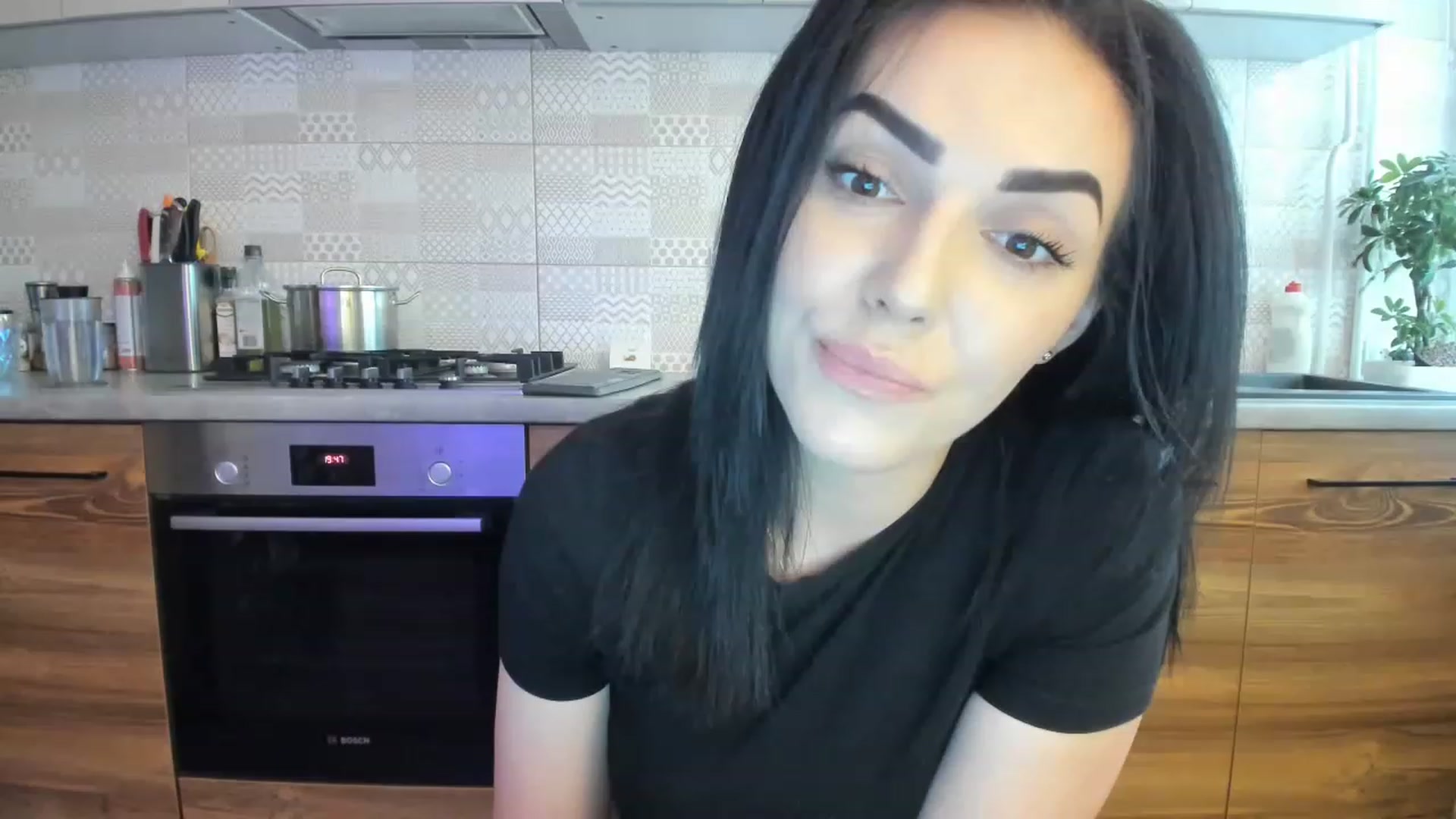 Gallery image thumbnail from MissNelly_'s myfreecams stream on, 06/08/2023, 17:54 image 11 of 20