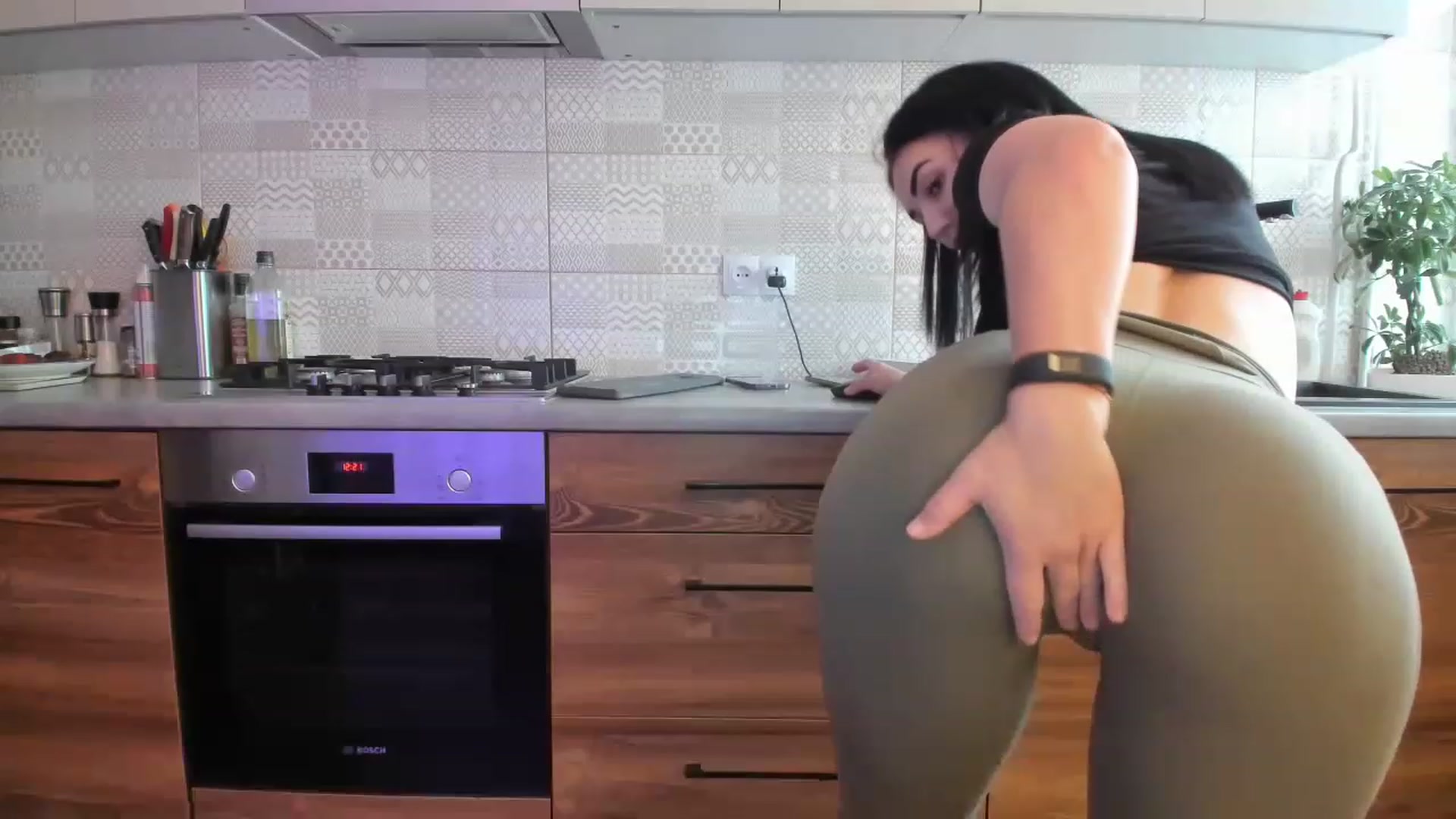 Gallery image thumbnail from MissNelly_'s myfreecams stream on, 06/14/2023, 09:34 image 11 of 20