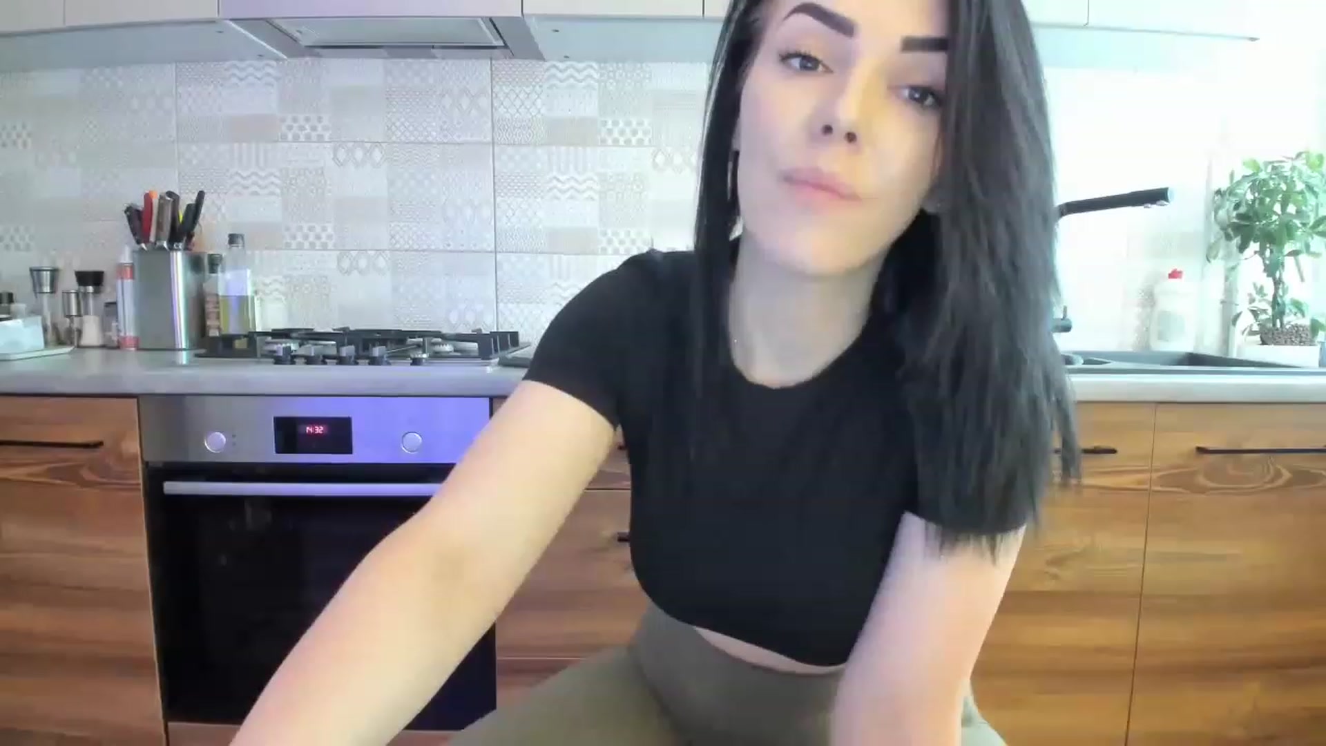 Gallery image thumbnail from MissNelly_'s myfreecams stream on, 06/14/2023, 11:40 image 20 of 20