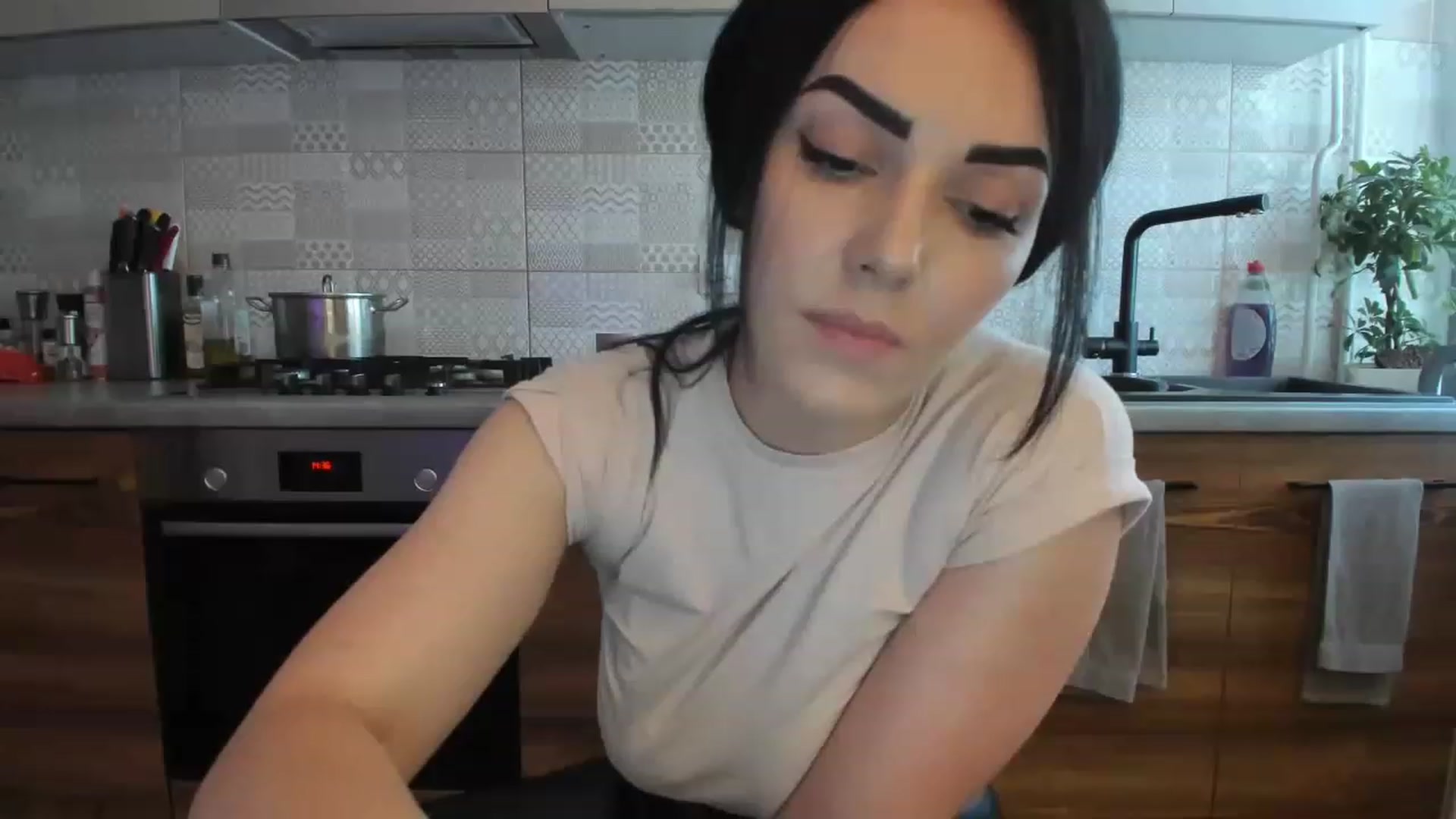 Gallery image thumbnail from MissNelly_'s myfreecams stream on, 06/22/2023, 11:41 image 19 of 20