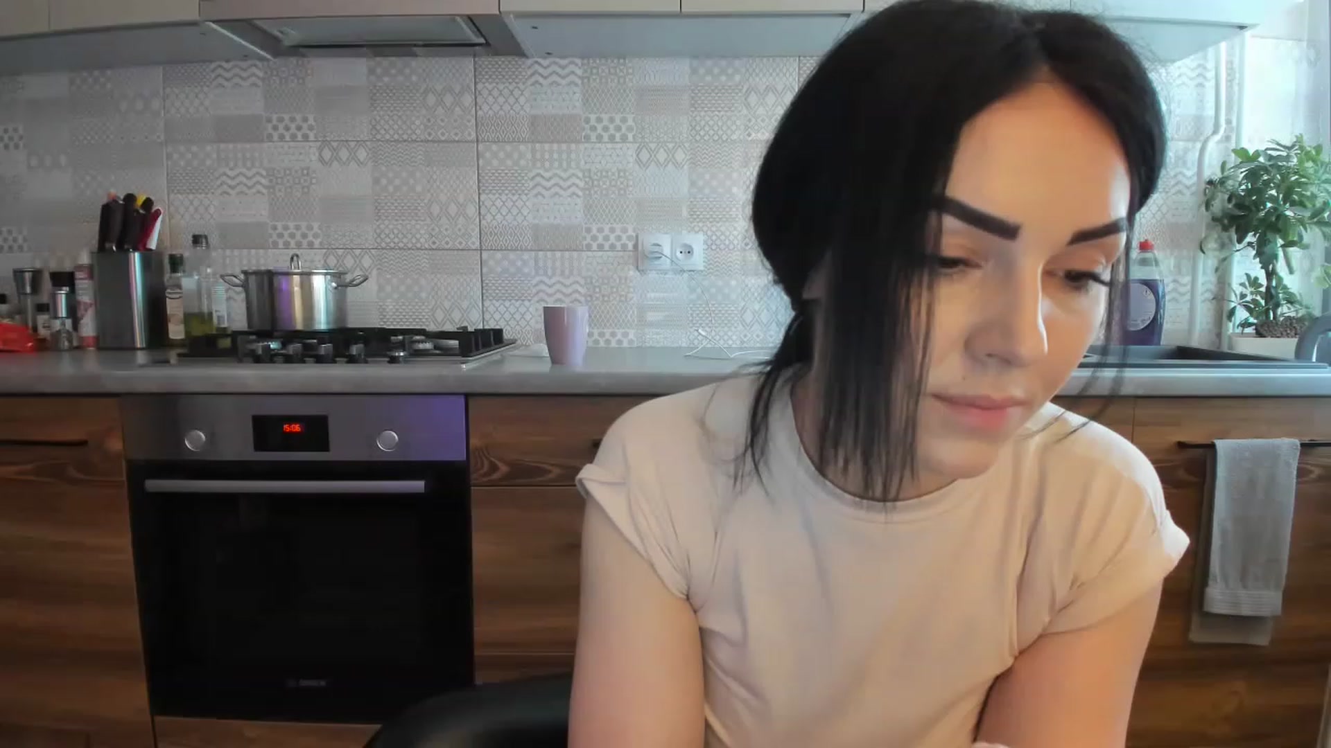 Gallery image thumbnail from MissNelly_'s myfreecams stream on, 06/22/2023, 13:30 image 2 of 20