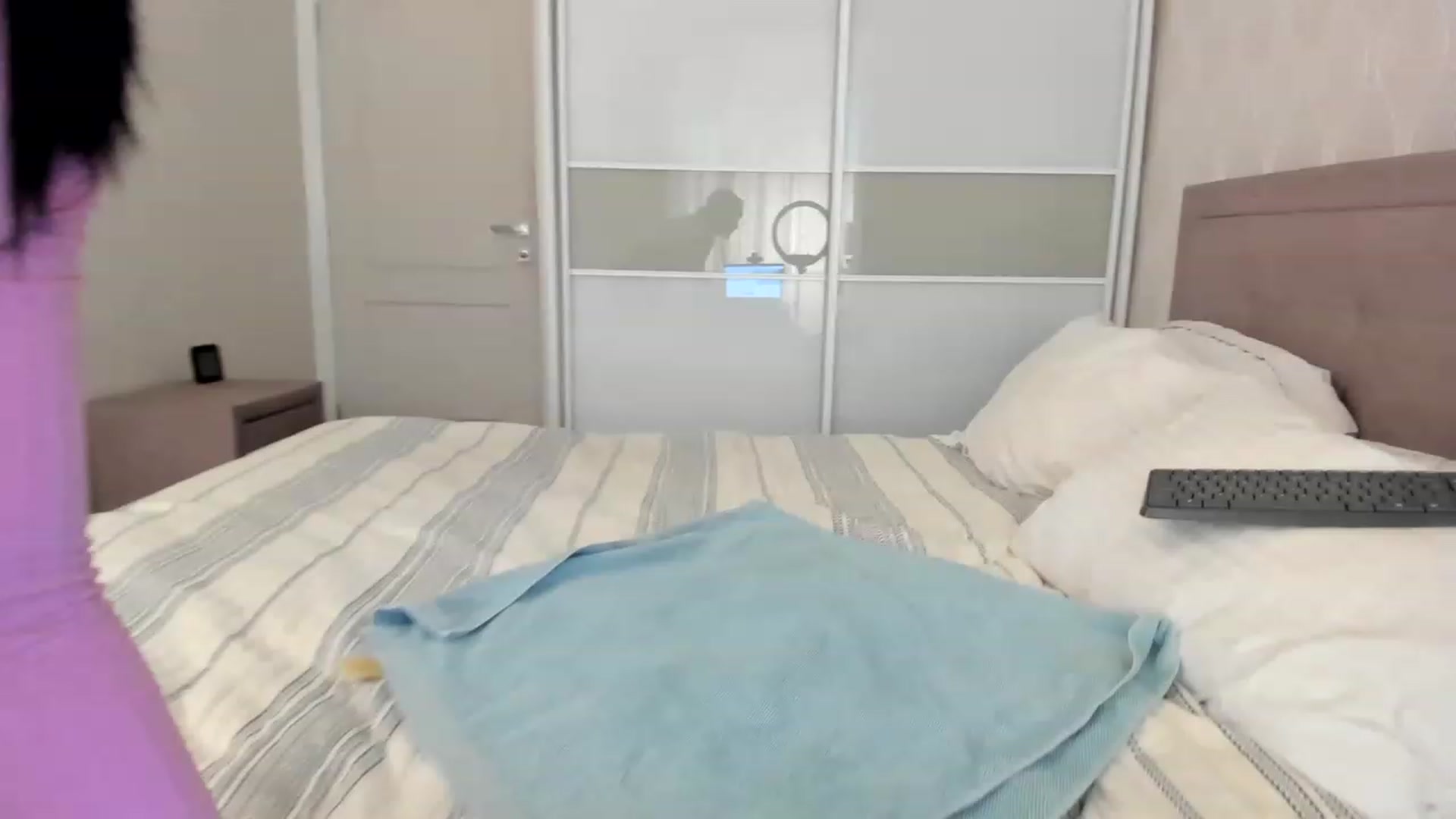 Gallery image thumbnail from MissNelly_'s myfreecams stream on, 06/29/2023, 18:02 image 18 of 20