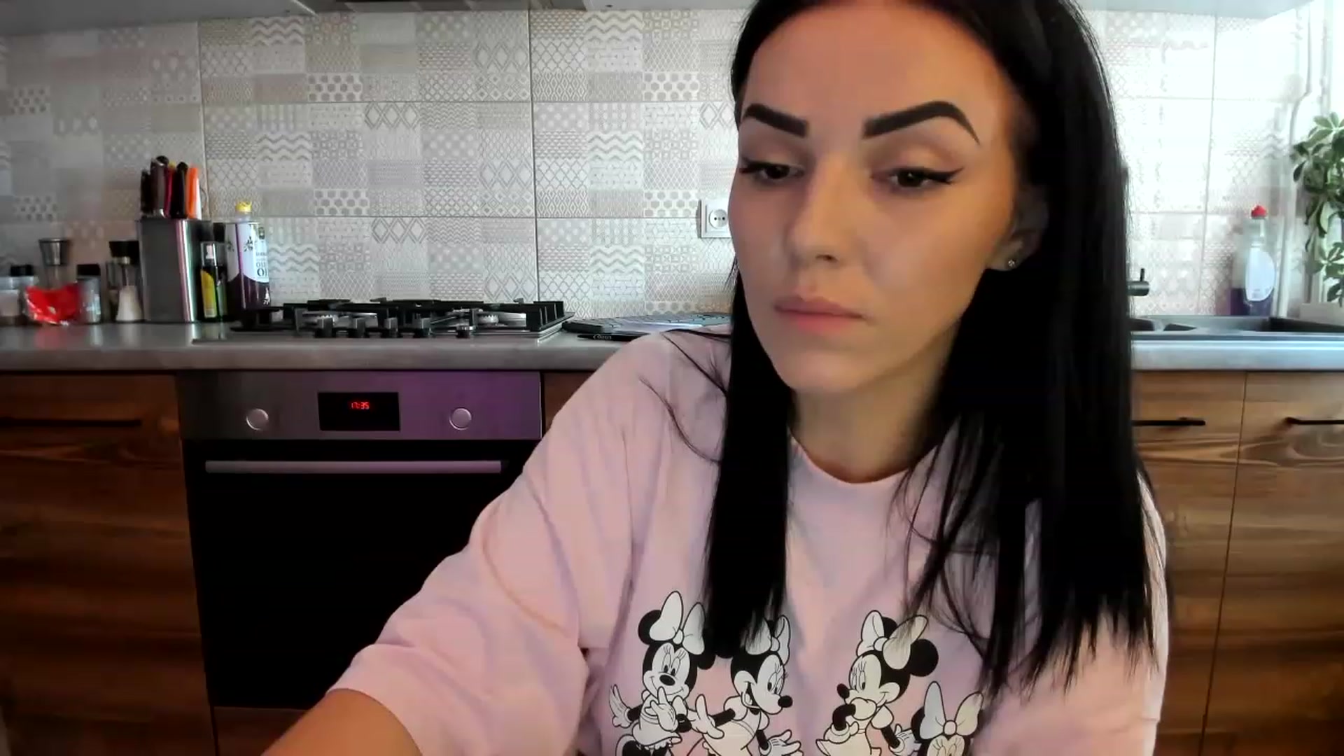 Gallery image thumbnail from MissNelly_'s myfreecams stream on, 07/14/2023, 15:09 image 11 of 20