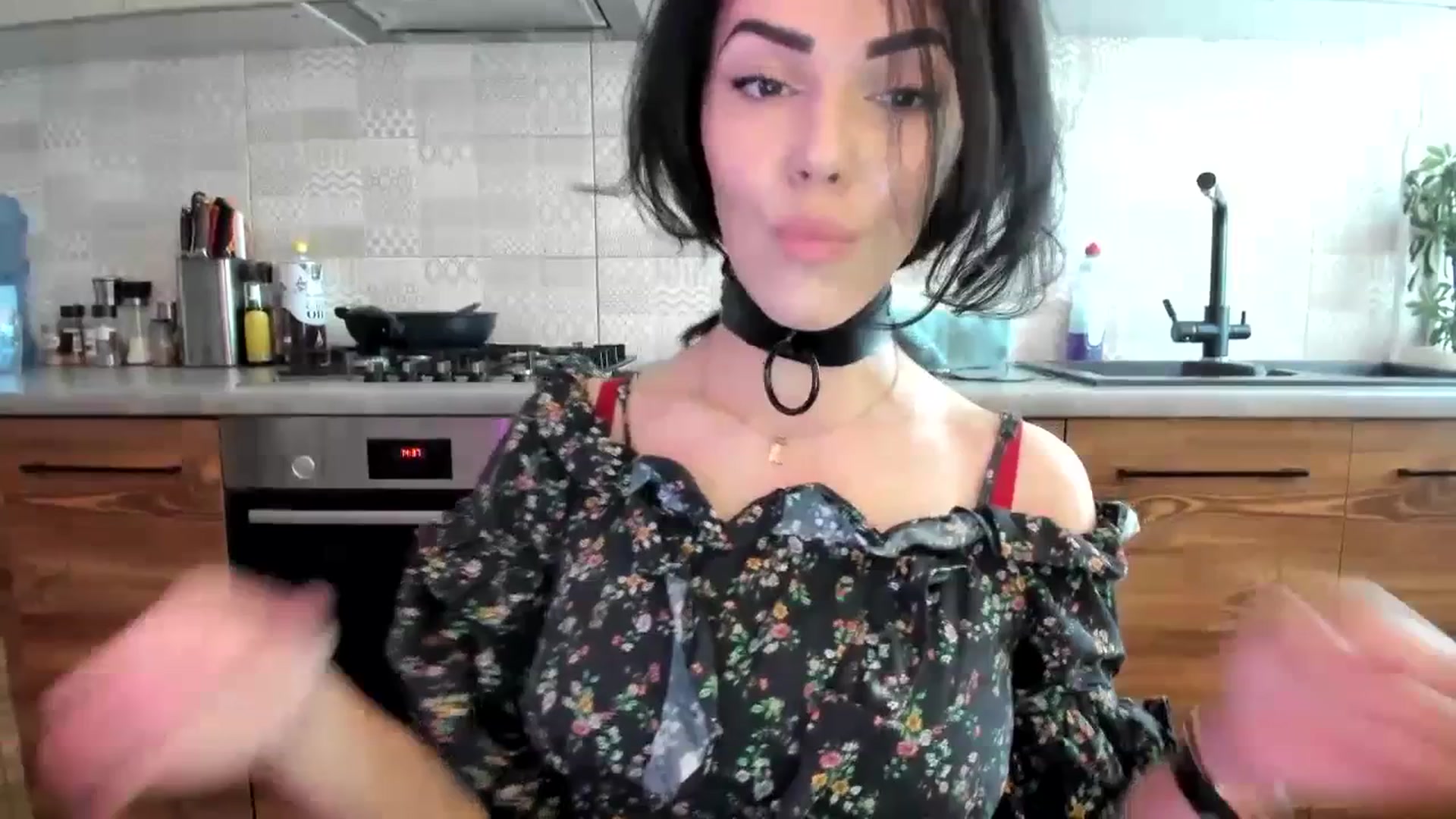 Gallery image thumbnail from MissNelly_'s myfreecams stream on, 07/15/2023, 11:52 image 1 of 20