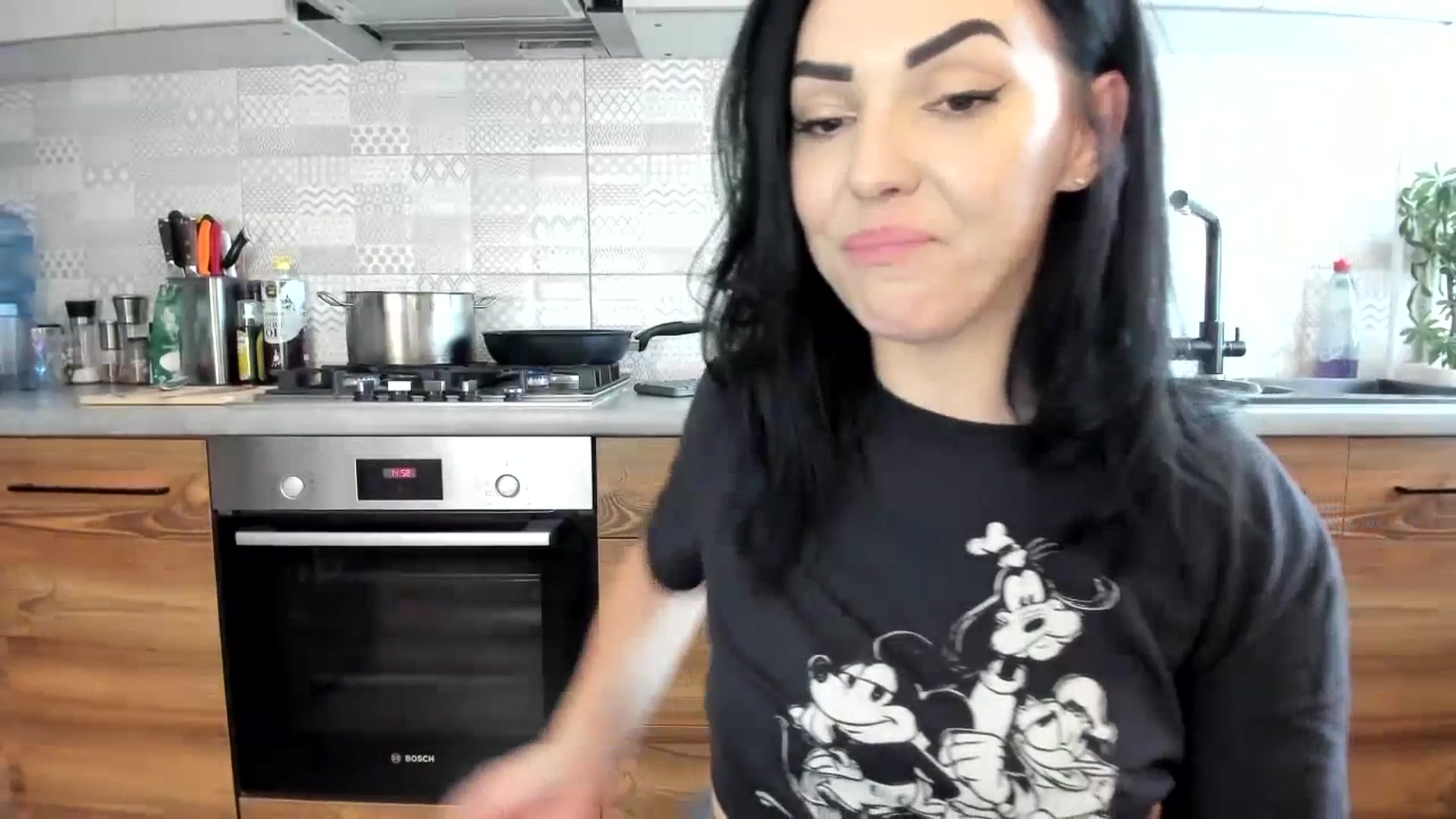 Gallery image thumbnail from MissNelly_'s myfreecams stream on, 07/21/2023, 13:01 image 3 of 20