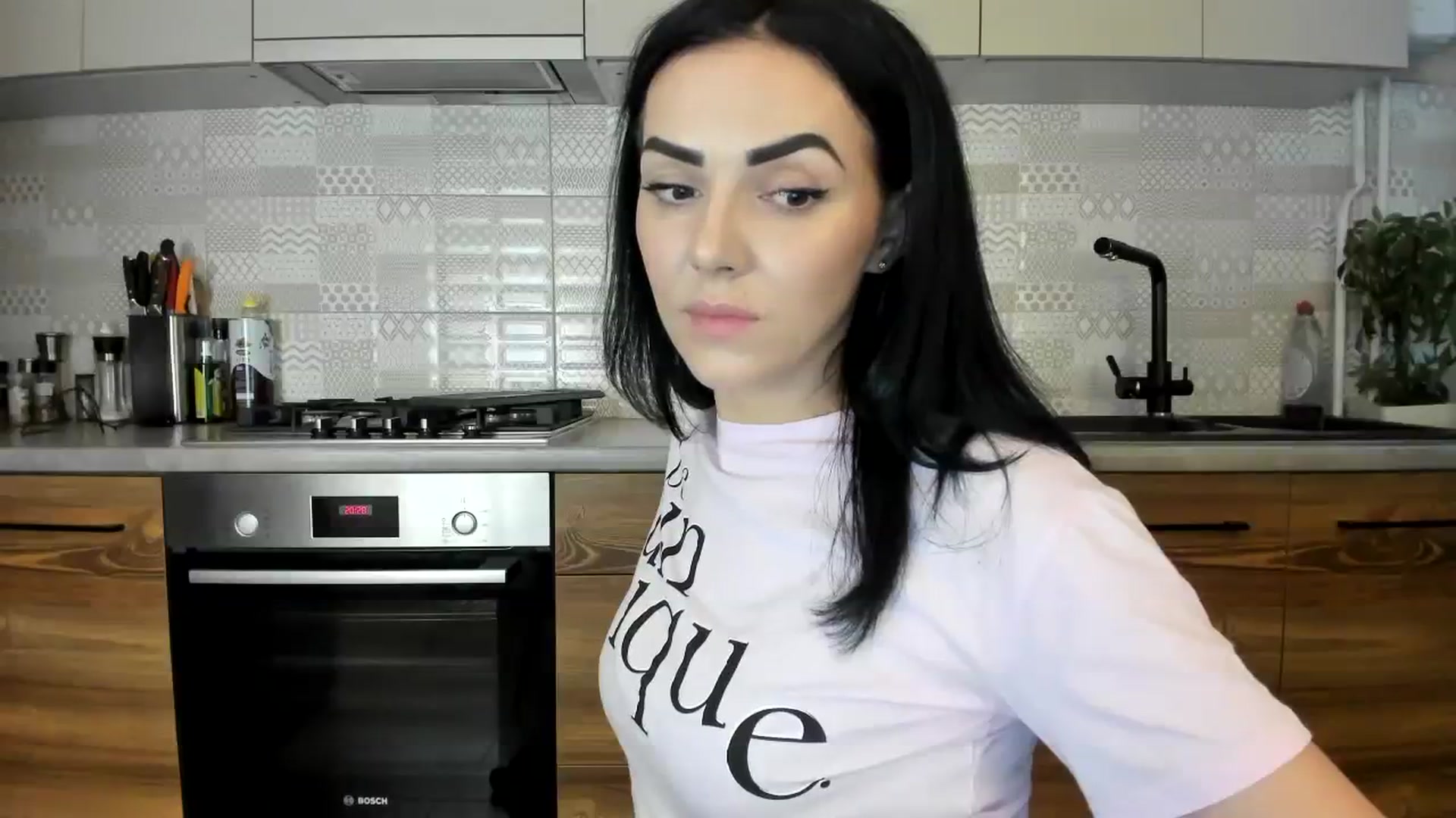 Gallery image thumbnail from MissNelly_'s myfreecams stream on, 07/26/2023, 17:38 image 13 of 20