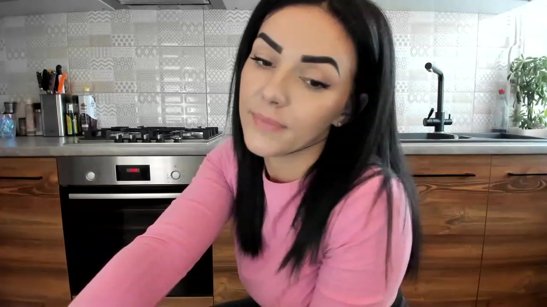 Gallery image thumbnail from MissNelly_'s myfreecams stream on, 07/27/2023, 11:14 image 8 of 20