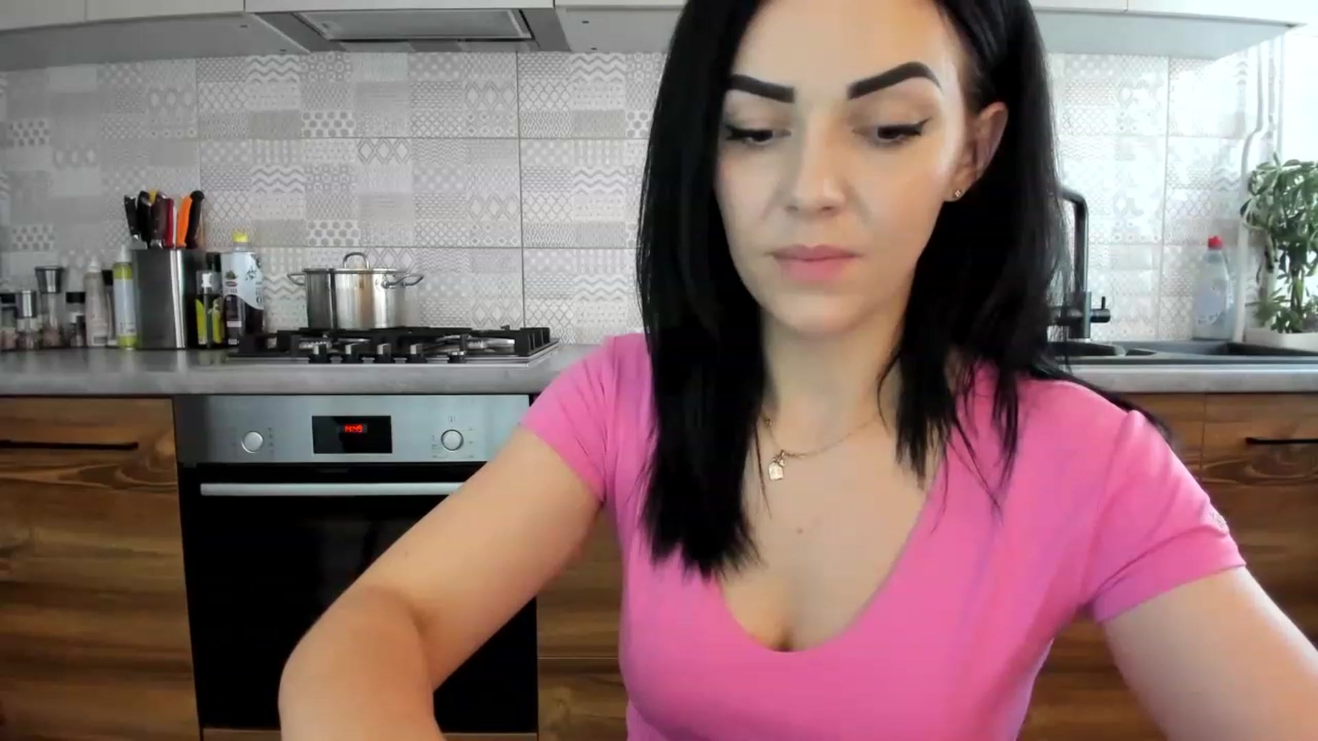 Gallery image thumbnail from MissNelly_'s myfreecams stream on, 07/29/2023, 12:01 image 14 of 20