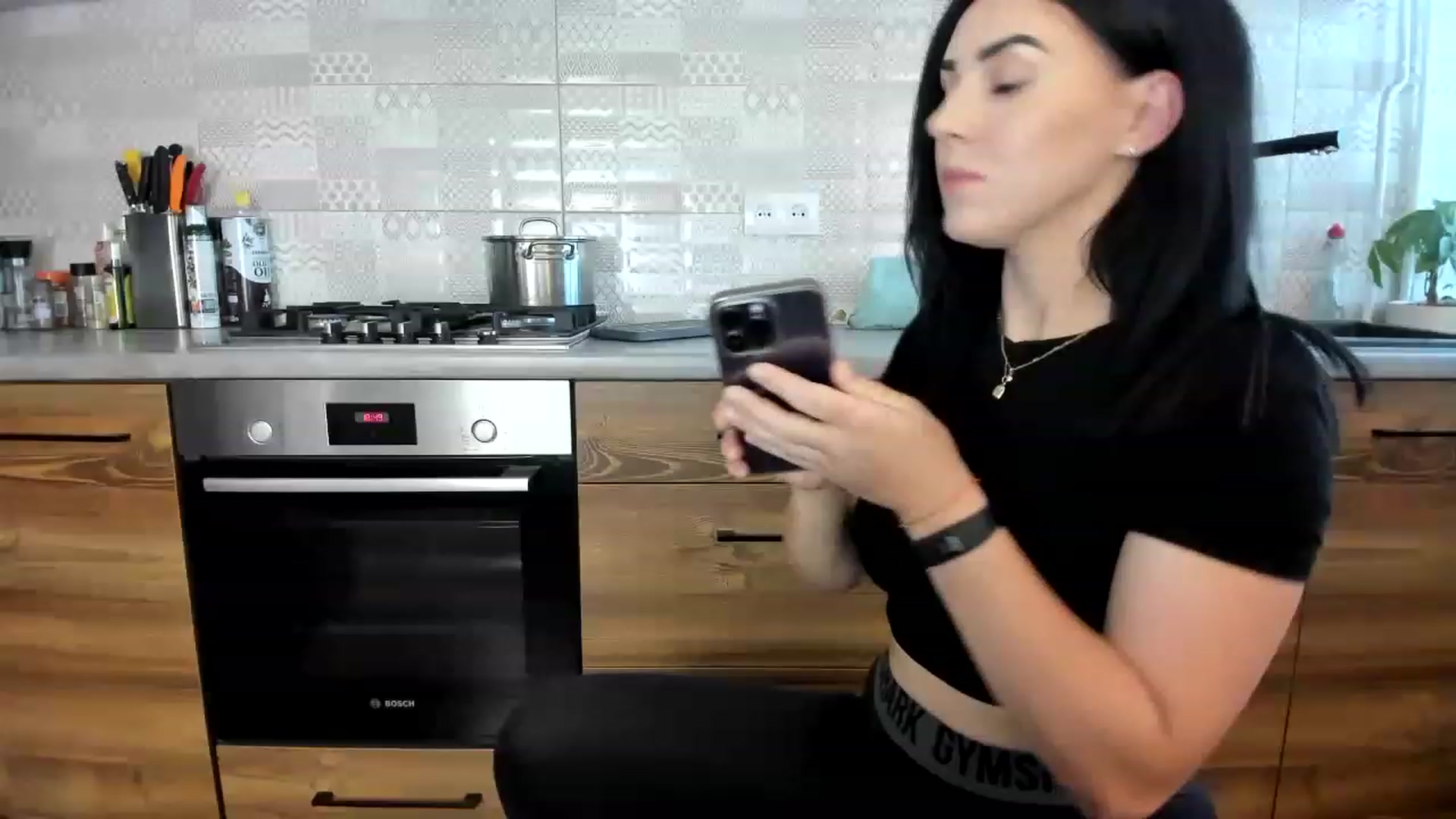 Gallery image thumbnail from MissNelly_'s myfreecams stream on, 08/09/2023, 18:09 image 6 of 20