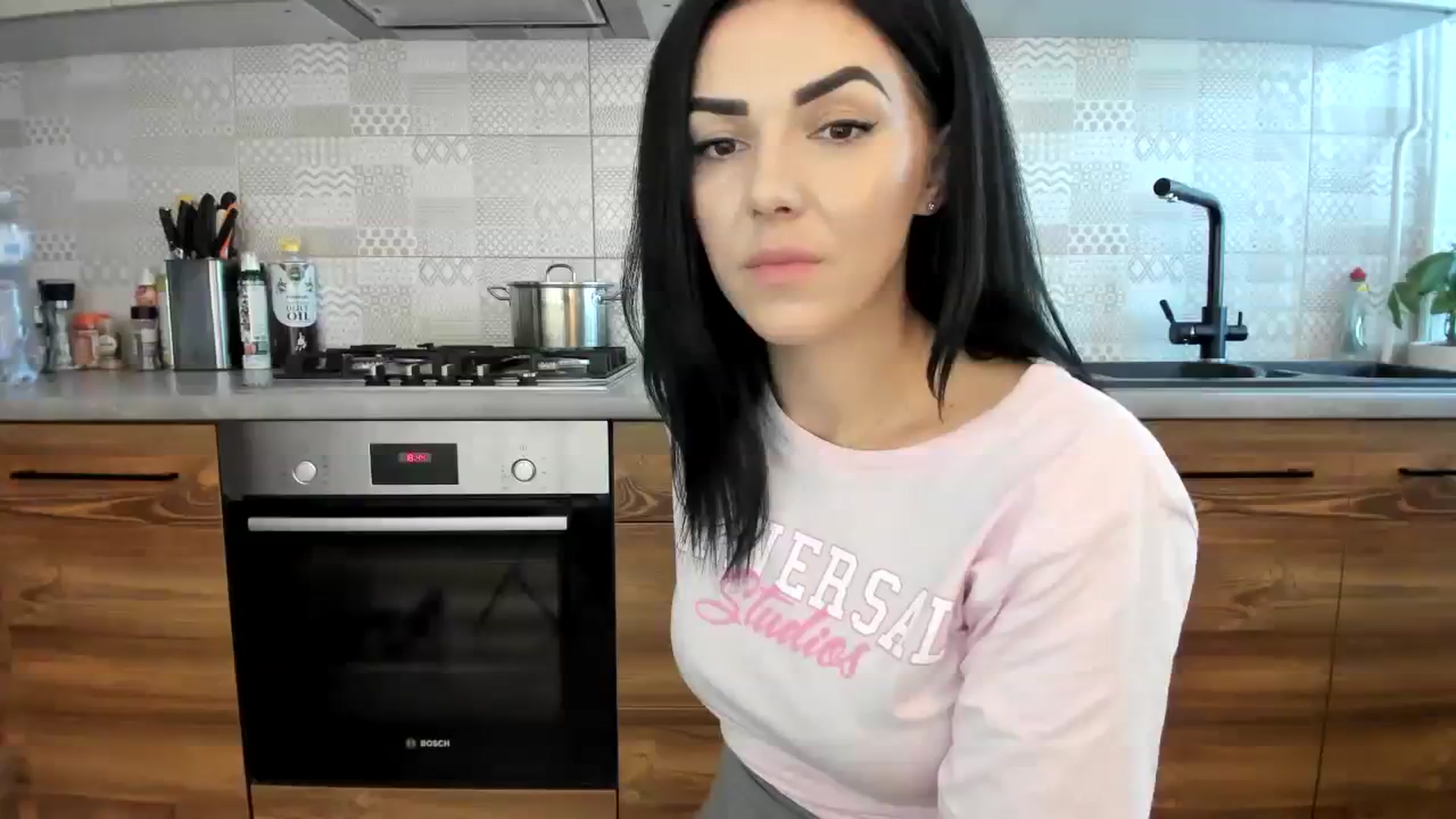 Gallery image thumbnail from MissNelly_'s myfreecams stream on, 08/11/2023, 15:51 image 18 of 20