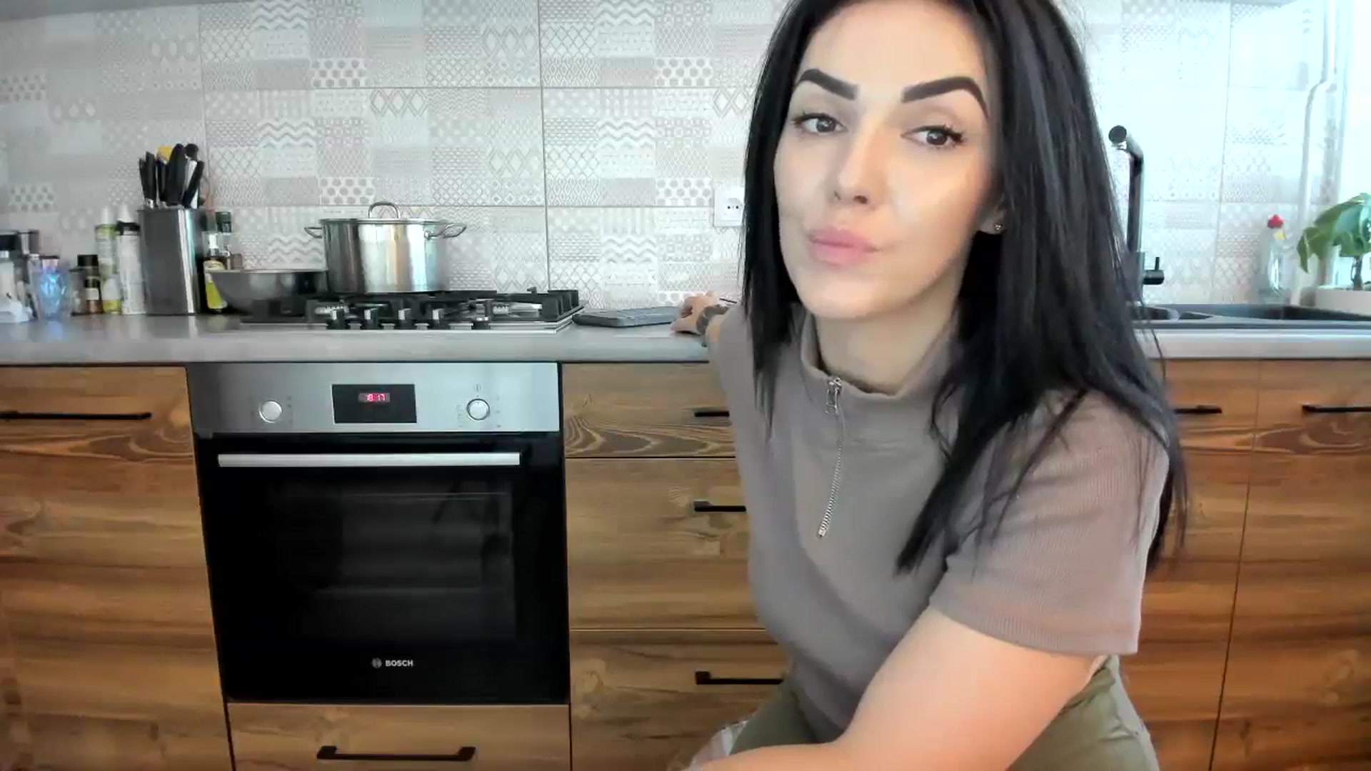 Gallery image thumbnail from MissNelly_'s myfreecams stream on, 08/14/2023, 16:06 image 11 of 20