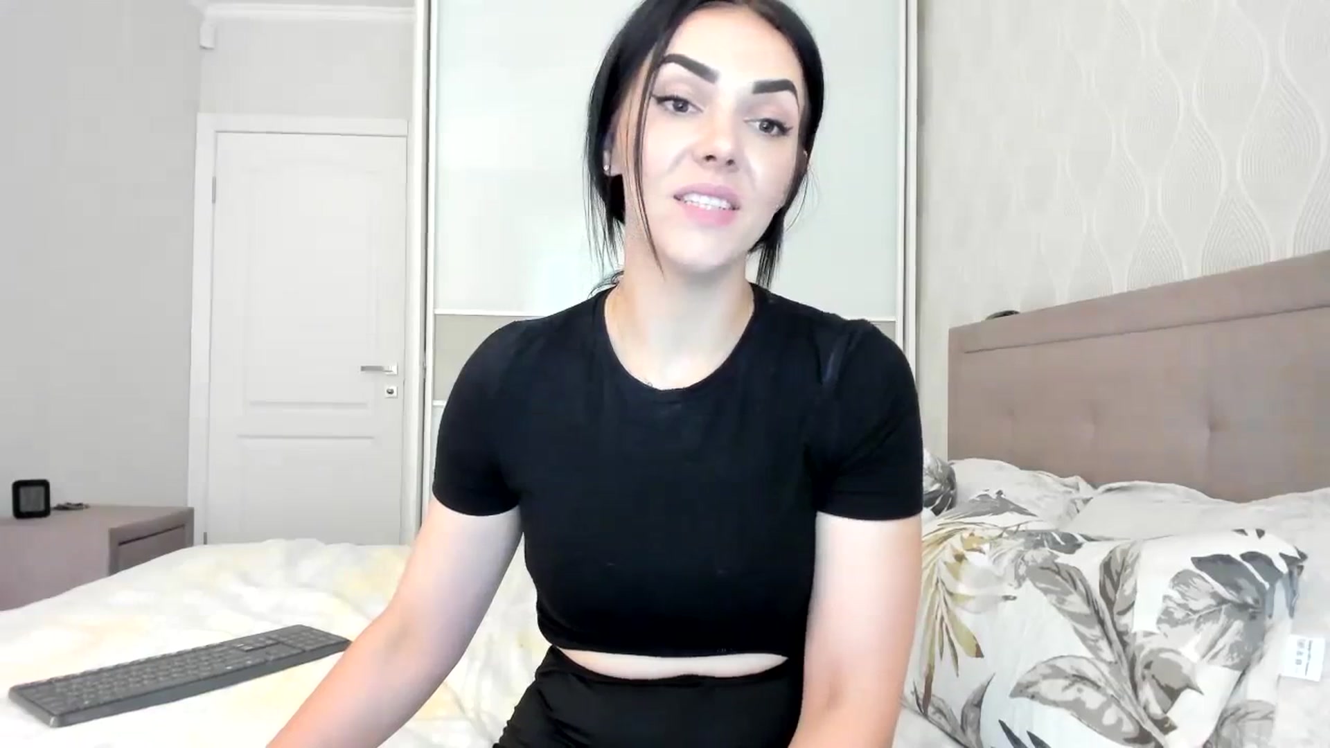 Gallery image thumbnail from MissNelly_'s myfreecams stream on, 08/20/2023, 13:34 image 10 of 20
