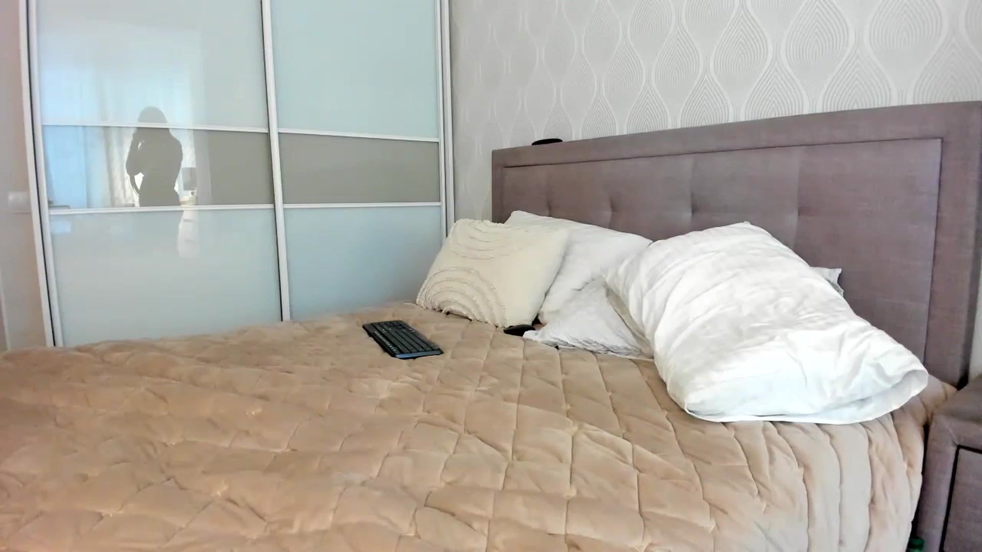 Gallery image thumbnail from MissNelly_'s myfreecams stream on, 09/20/2023, 11:23 image 18 of 20