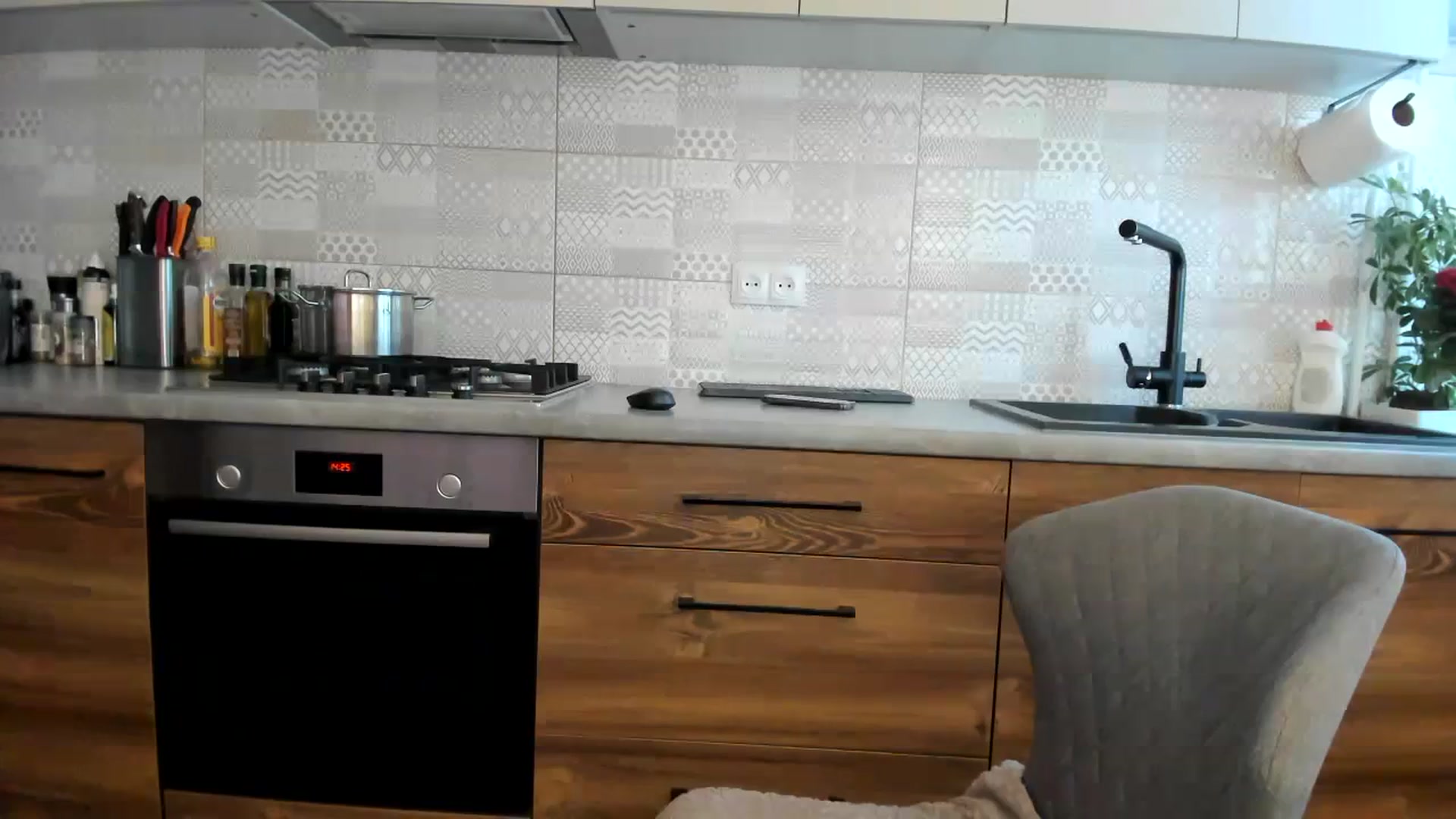 Gallery image thumbnail from MissNelly_'s myfreecams stream on, 09/26/2023, 11:37 image 17 of 20