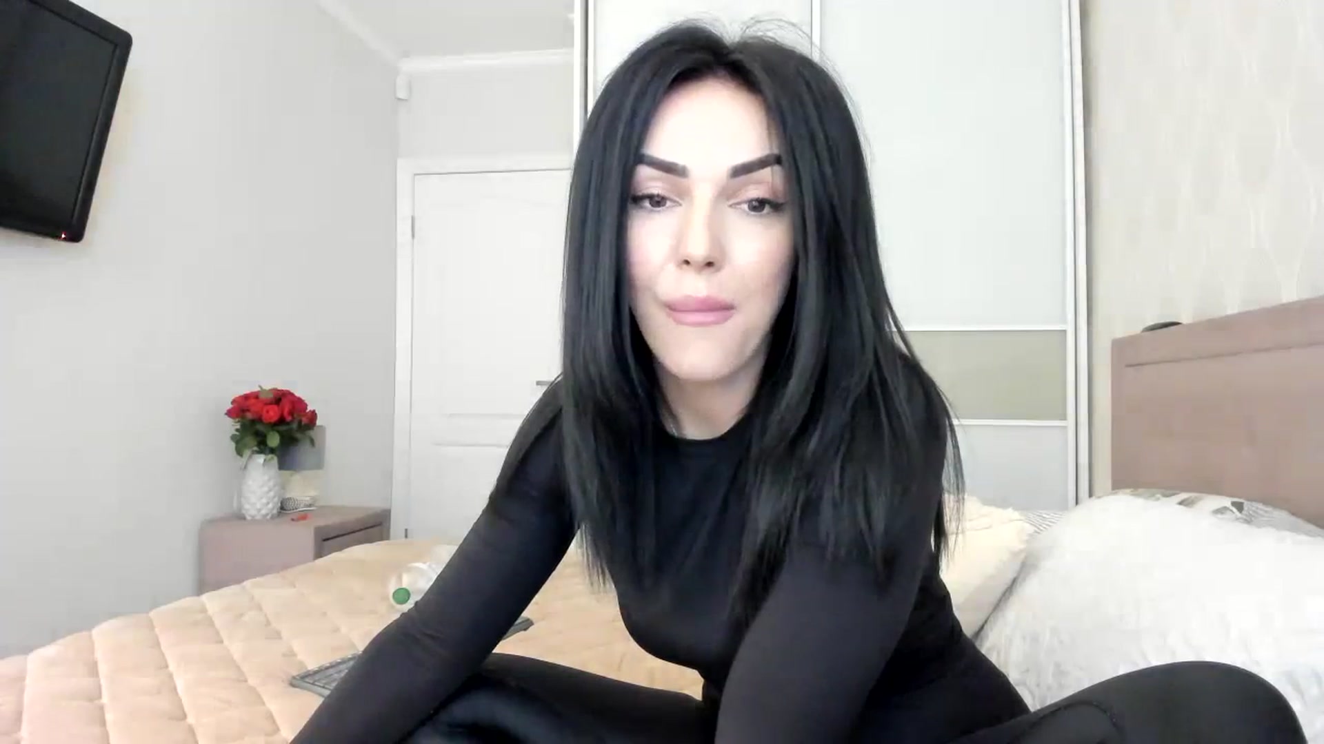 Gallery image thumbnail from MissNelly_'s myfreecams stream on, 09/29/2023, 10:23 image 2 of 20