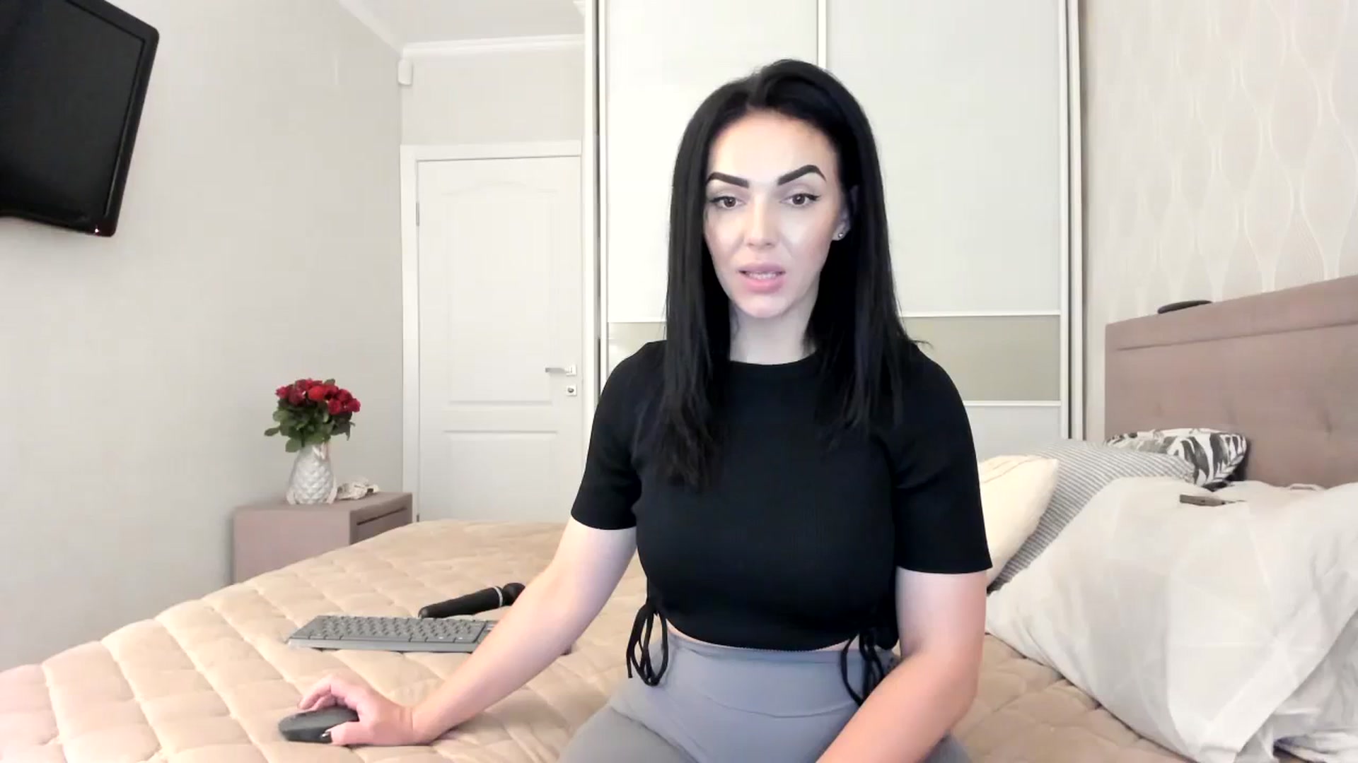 Gallery image thumbnail from MissNelly_'s myfreecams stream on, 09/30/2023, 14:55 image 16 of 20