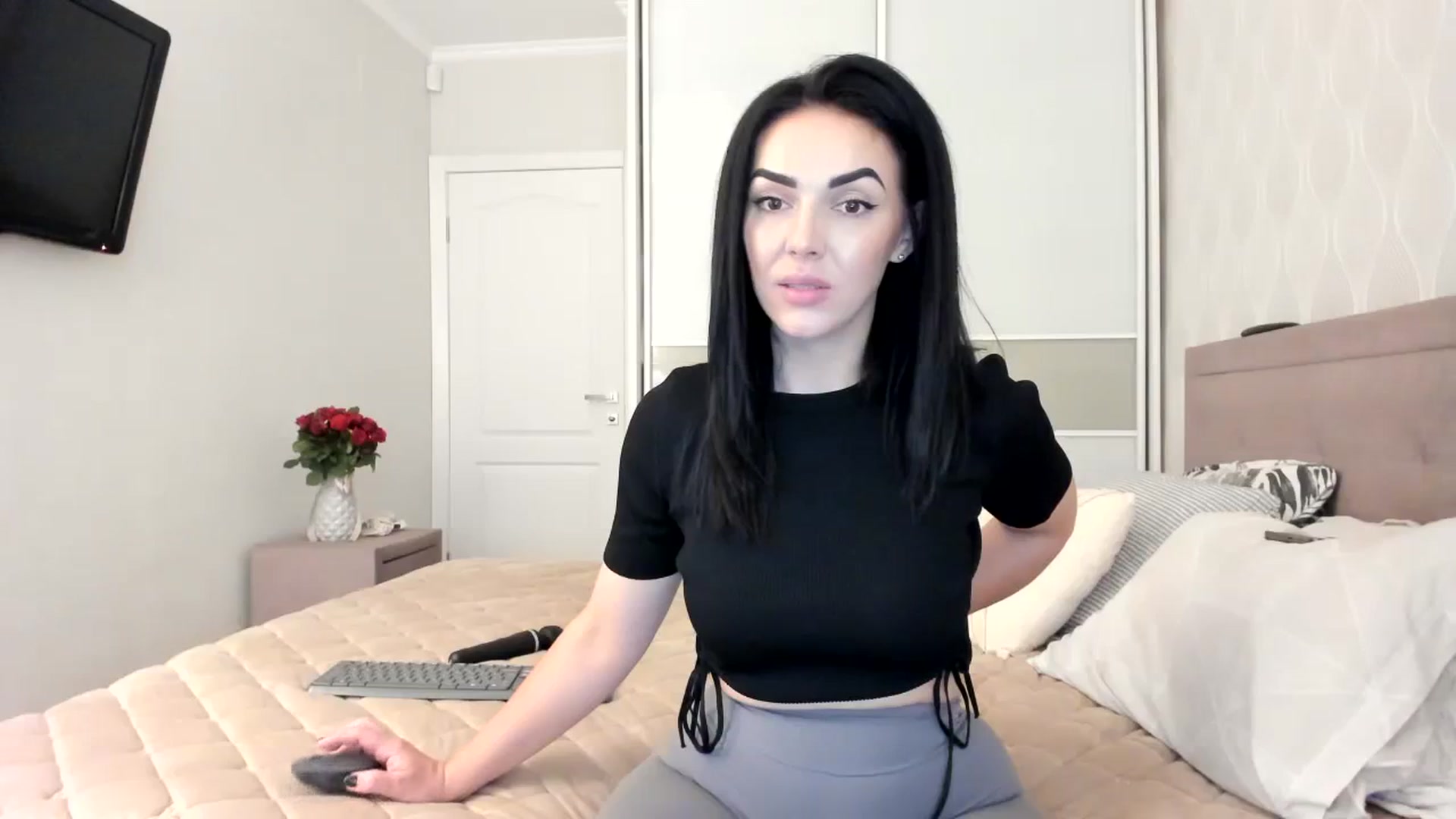 Gallery image thumbnail from MissNelly_'s myfreecams stream on, 09/30/2023, 14:55 image 17 of 20