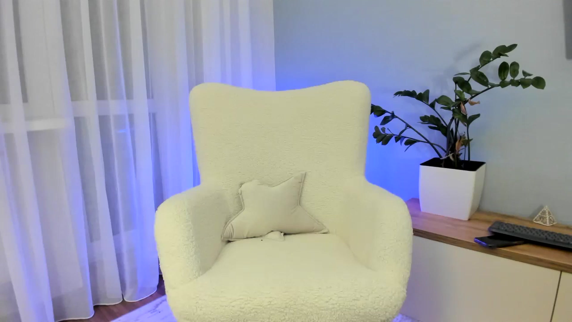 Gallery image thumbnail from MissNelly_'s myfreecams stream on, 10/11/2023, 20:24 image 15 of 20