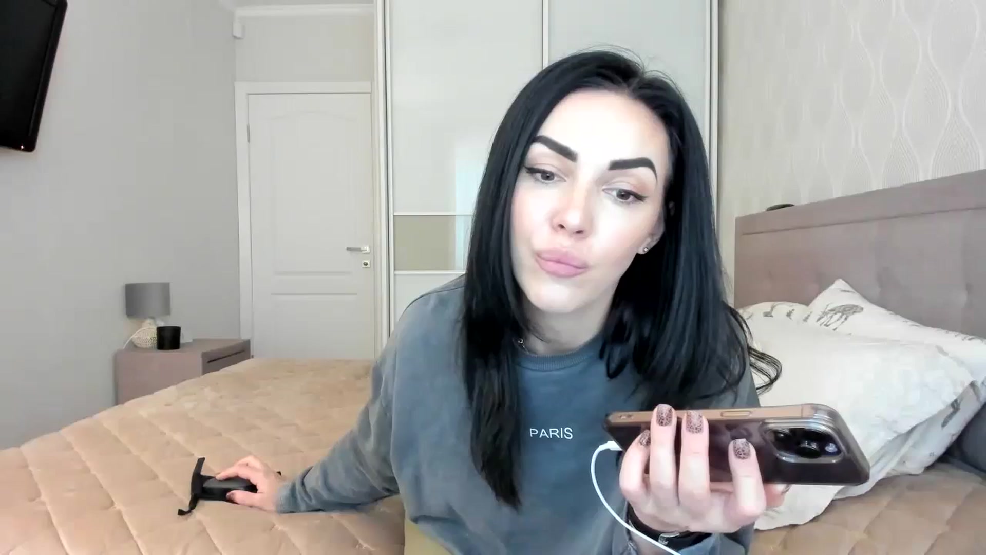 Gallery image thumbnail from MissNelly_'s myfreecams stream on, 10/22/2023, 10:58 image 1 of 20