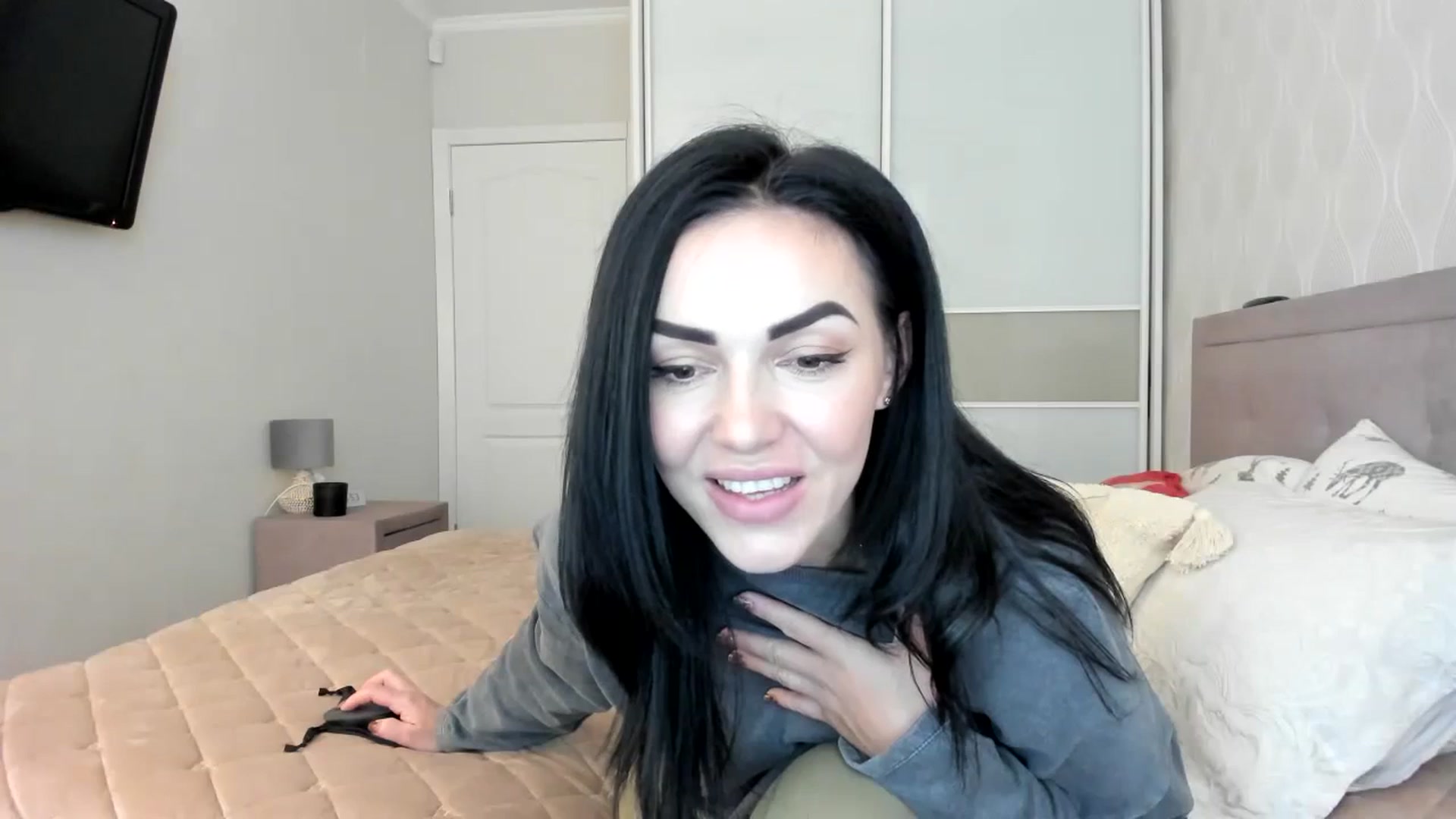 Gallery image thumbnail from MissNelly_'s myfreecams stream on, 10/22/2023, 10:58 image 20 of 20
