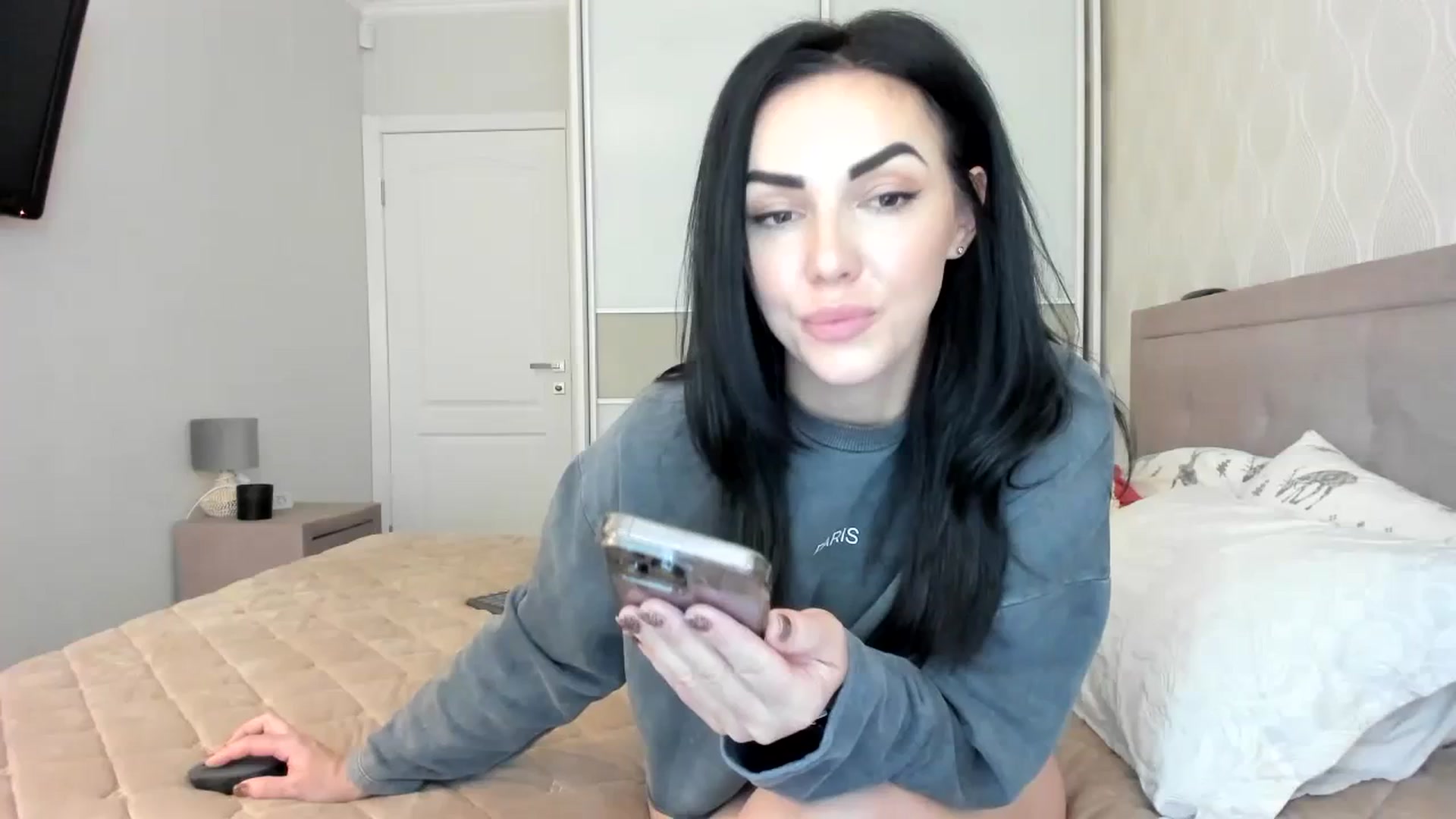Gallery image thumbnail from MissNelly_'s myfreecams stream on, 10/22/2023, 11:51 image 7 of 20