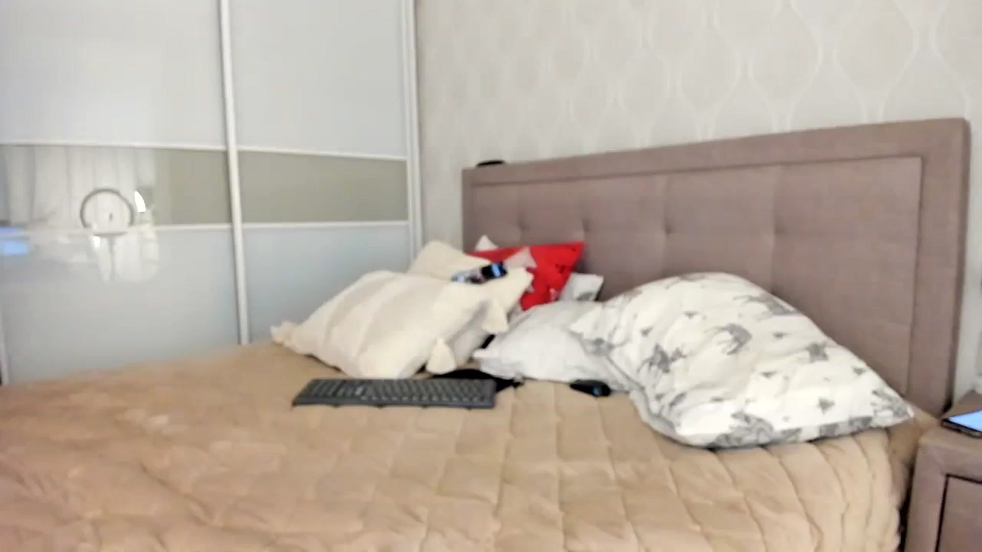 Gallery image thumbnail from MissNelly_'s myfreecams stream on, 10/27/2023, 12:46 image 6 of 20