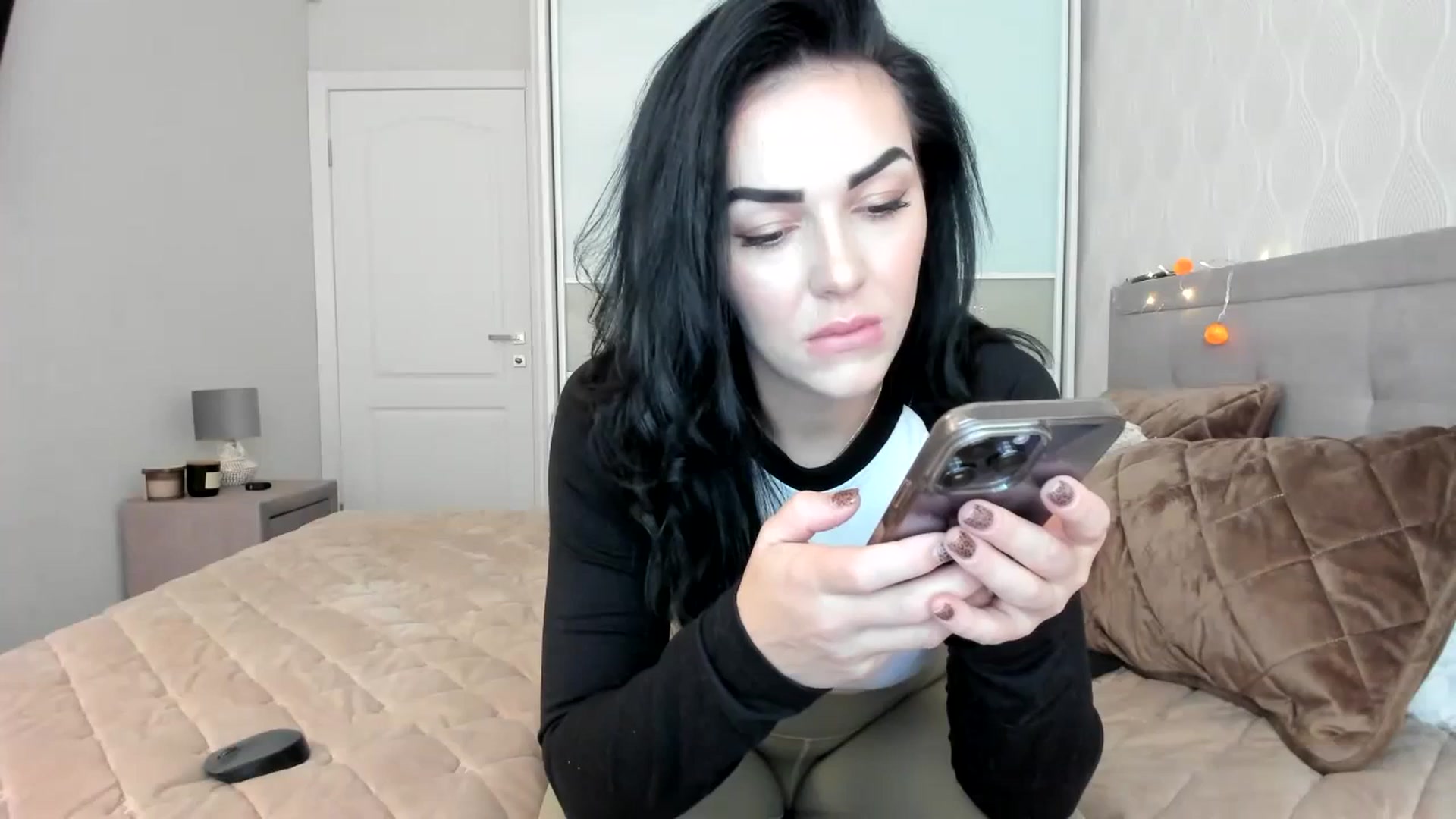 Gallery image thumbnail from MissNelly_'s myfreecams stream on, 10/29/2023, 12:26 image 15 of 20