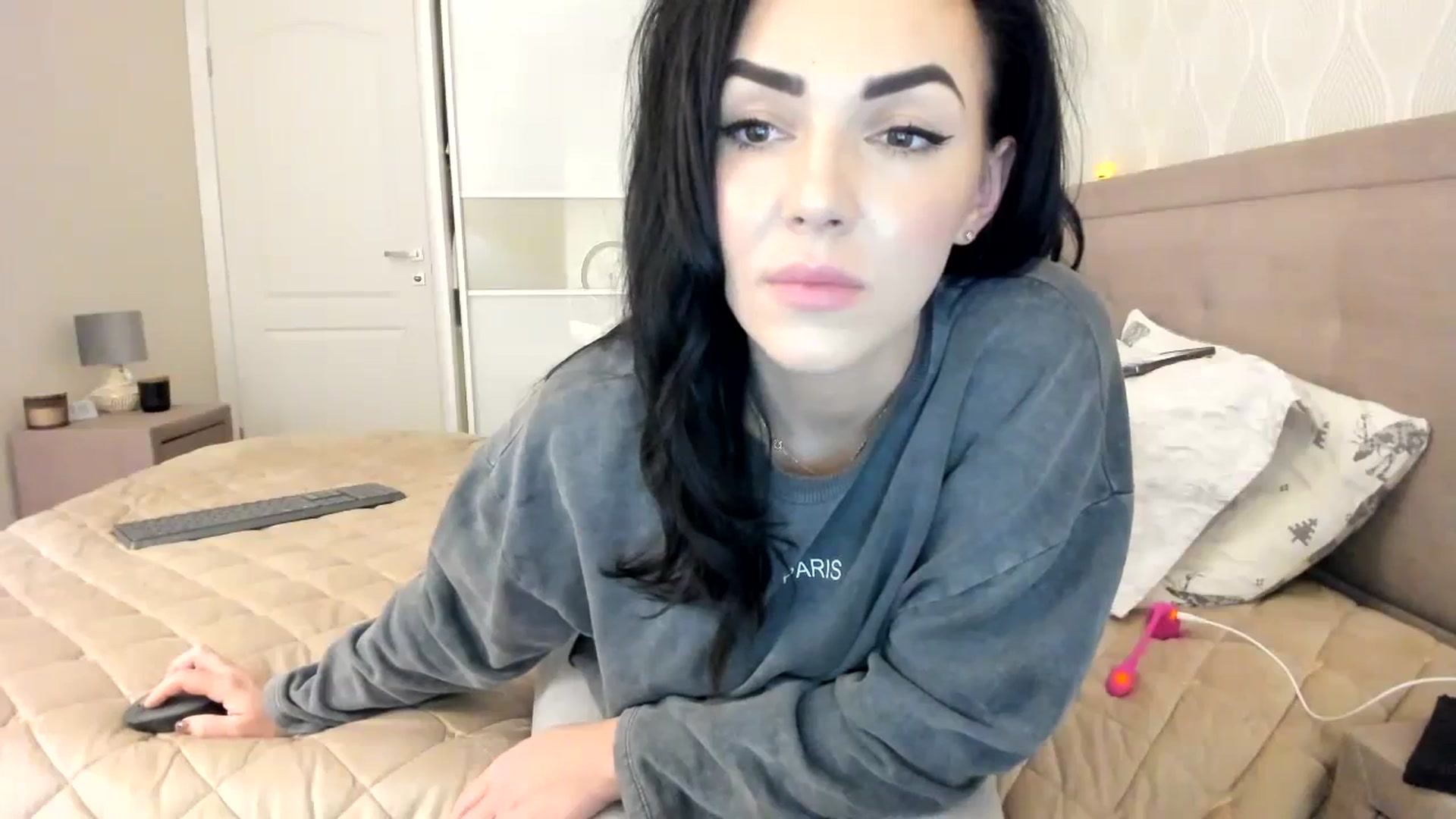 Gallery image thumbnail from MissNelly_'s myfreecams stream on, 10/30/2023, 19:24 image 3 of 20