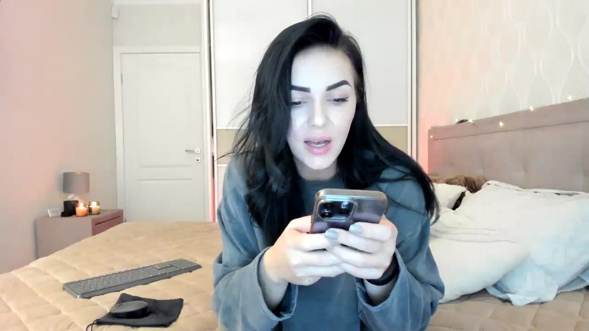 Gallery image thumbnail from MissNelly_'s myfreecams stream on, 11/08/2023, 12:43 image 11 of 20