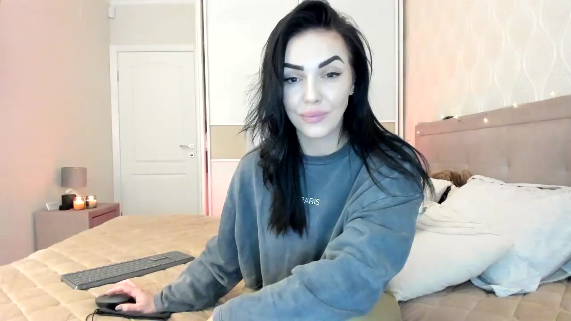 Gallery image thumbnail from MissNelly_'s myfreecams stream on, 11/08/2023, 12:43 image 1 of 20