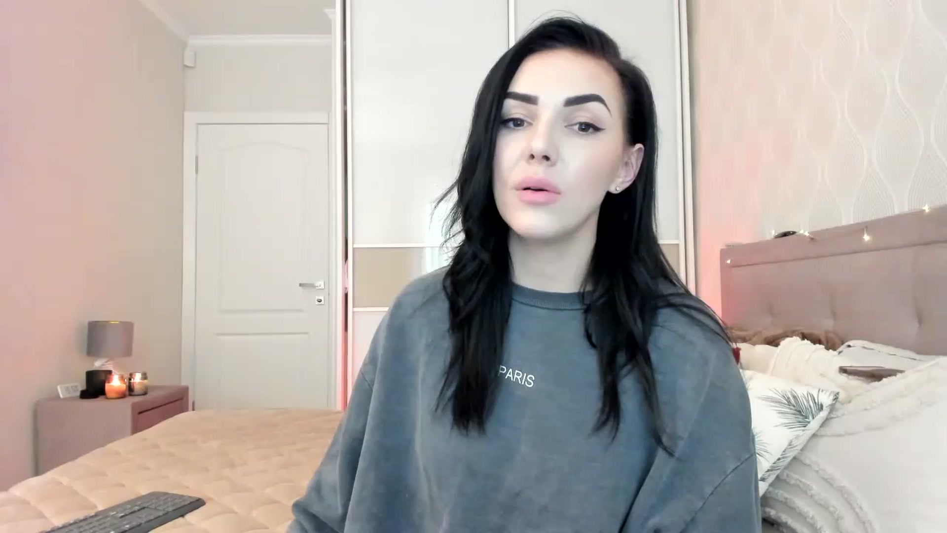 Gallery image thumbnail from MissNelly_'s myfreecams stream on, 11/08/2023, 14:01 image 11 of 20