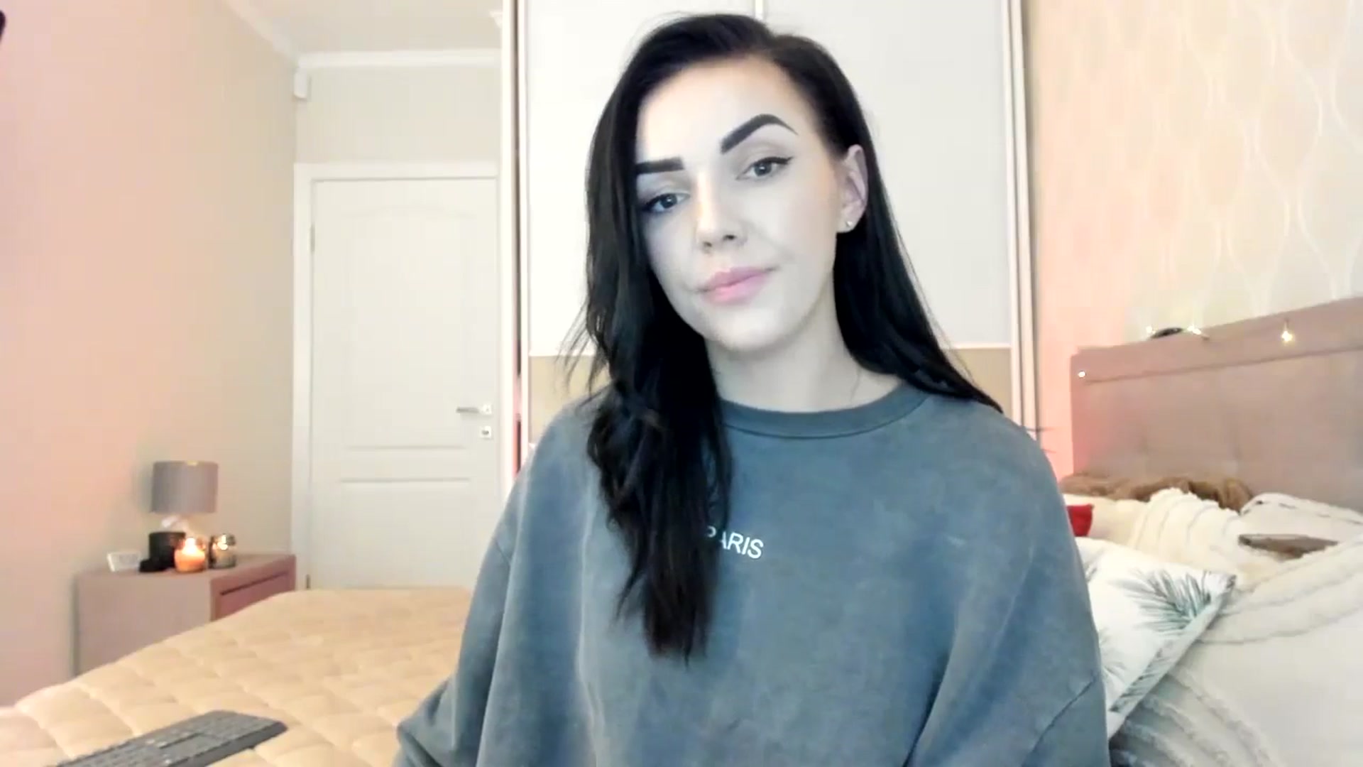 Gallery image thumbnail from MissNelly_'s myfreecams stream on, 11/08/2023, 14:01 image 13 of 20