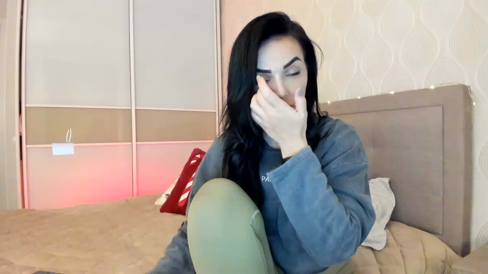 Gallery image thumbnail from MissNelly_'s myfreecams stream on, 11/08/2023, 17:53 image 14 of 20