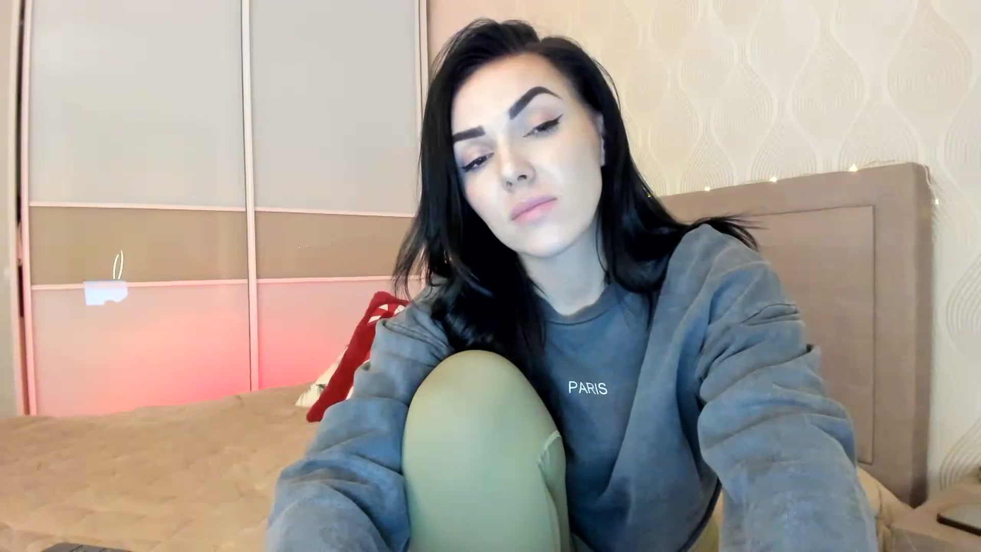 Gallery image thumbnail from MissNelly_'s myfreecams stream on, 11/08/2023, 17:53 image 15 of 20